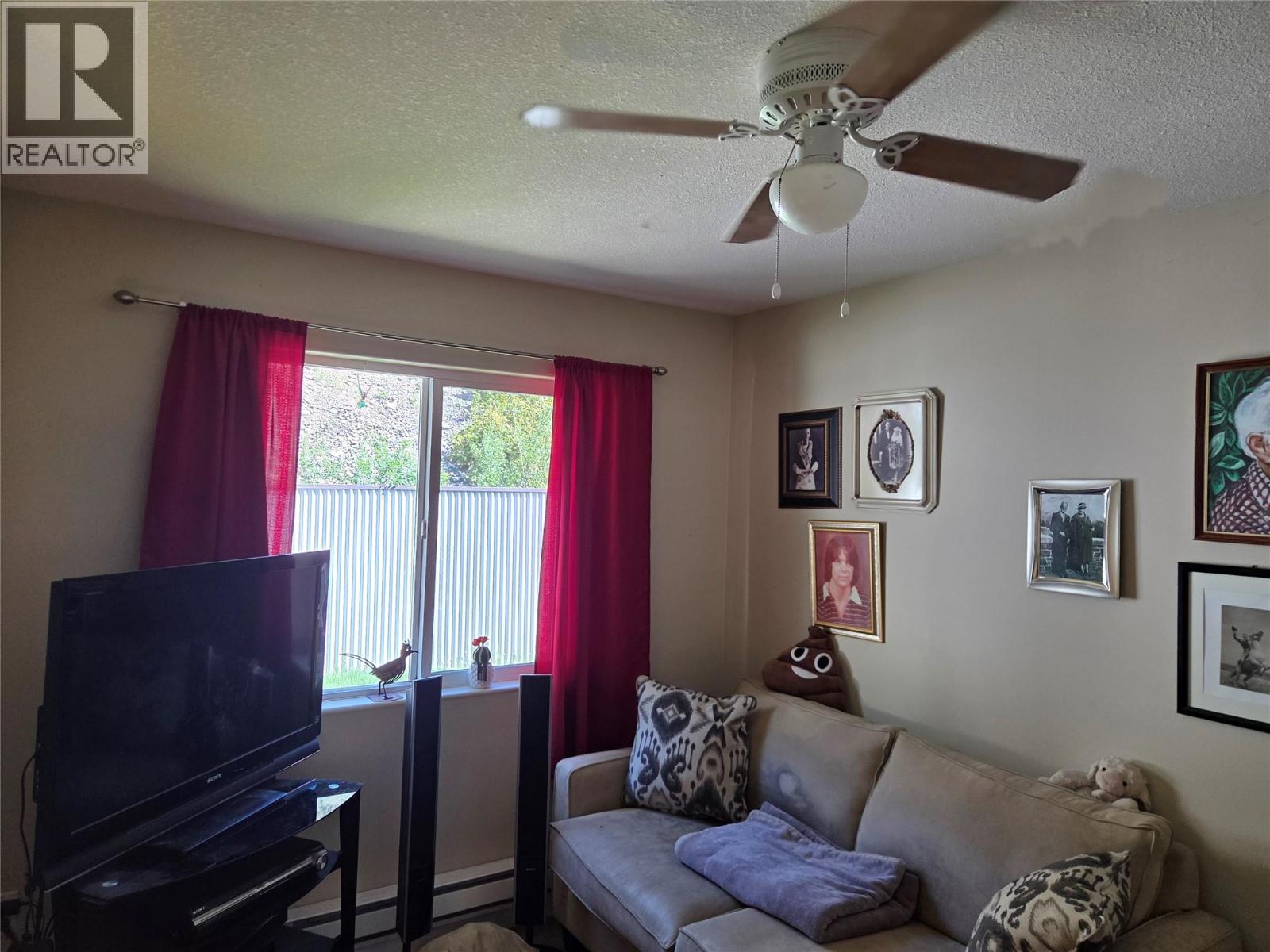 601 9th Street Unit# 2, Keremeos, British Columbia  V0X 1N3 - Photo 6 - 10385104