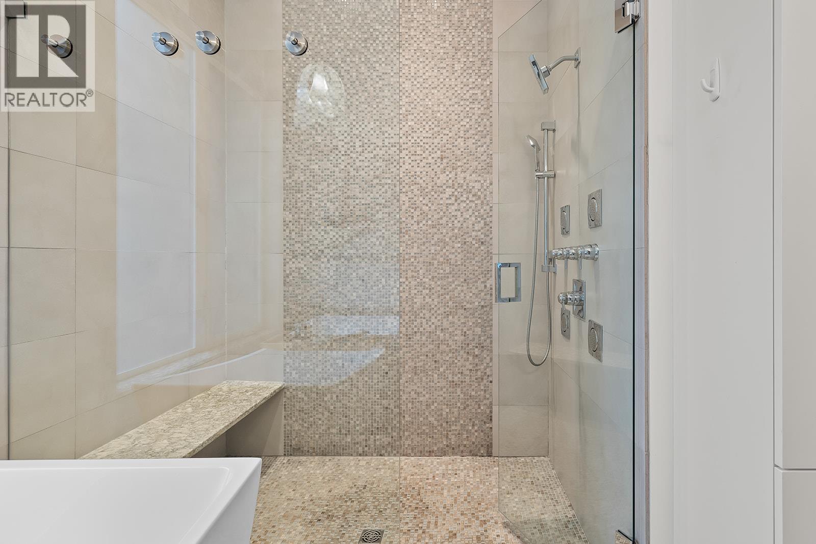 1091 Westpoint Drive, Kelowna, British Columbia  V1W 4Z9 - Photo 29 - 10384984