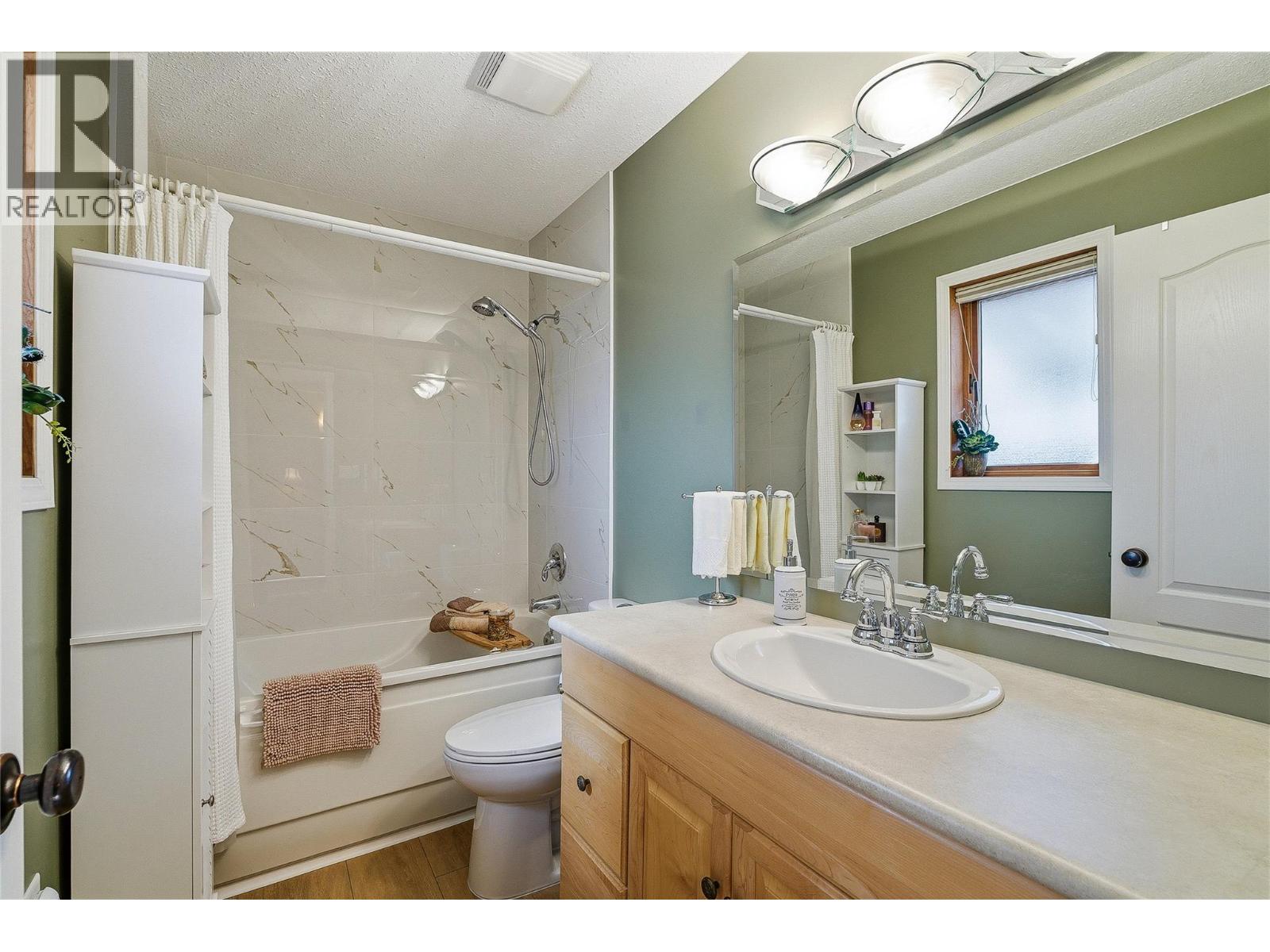 2463 Irvine Avenue, Merritt, British Columbia  V1K 4H4 - Photo 25 - 10384982