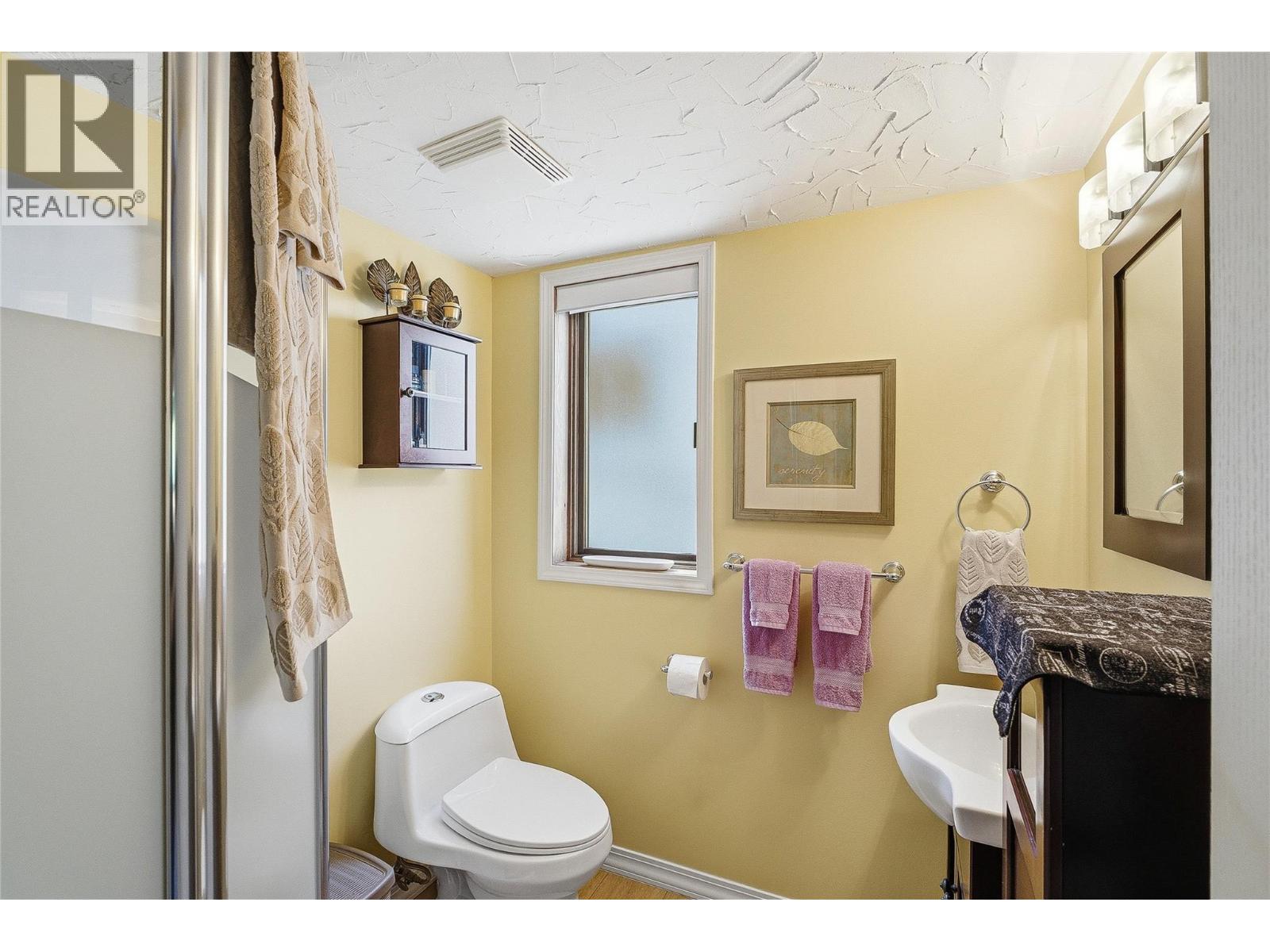 2463 Irvine Avenue, Merritt, British Columbia  V1K 4H4 - Photo 38 - 10384982