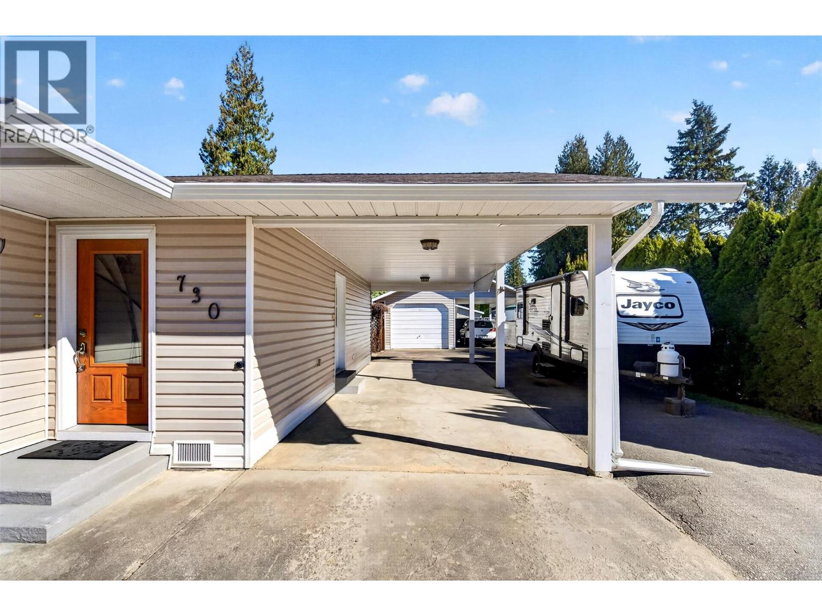 730 Parksville Street, Sicamous, British Columbia  V0E 2V0 - Photo 13 - 10384947