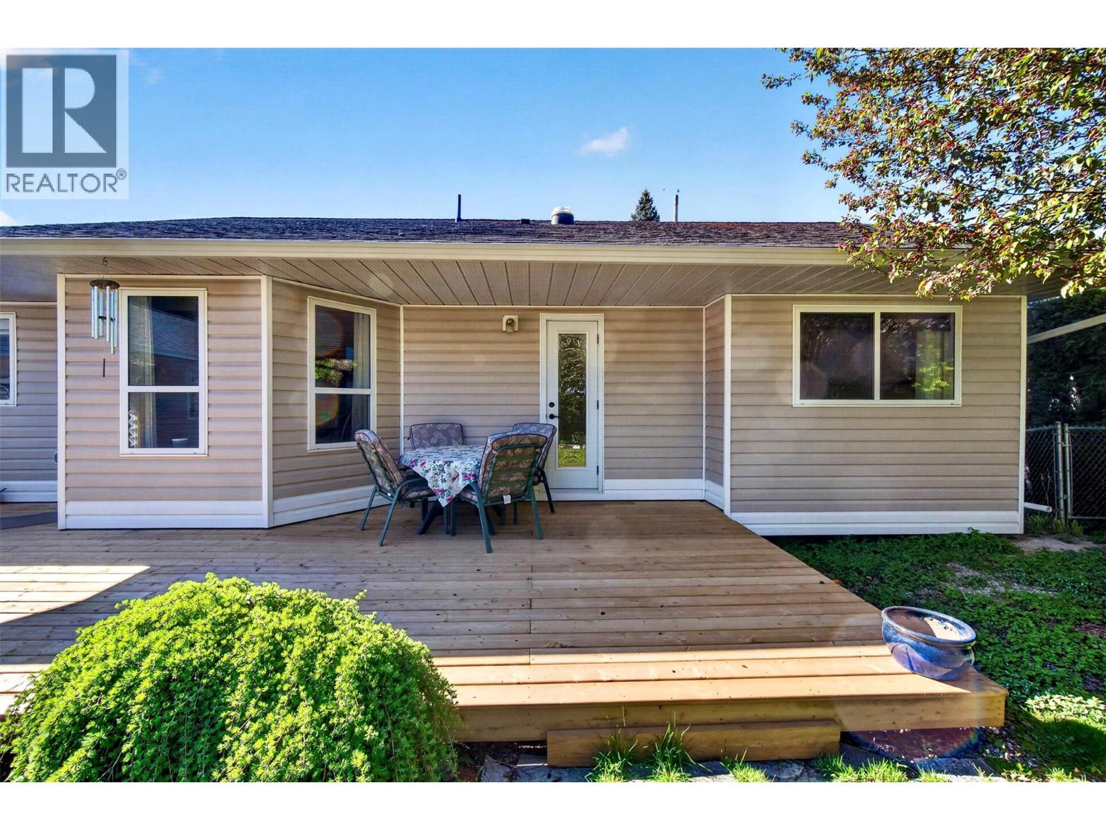 730 Parksville Street, Sicamous, British Columbia  V0E 2V0 - Photo 20 - 10384947