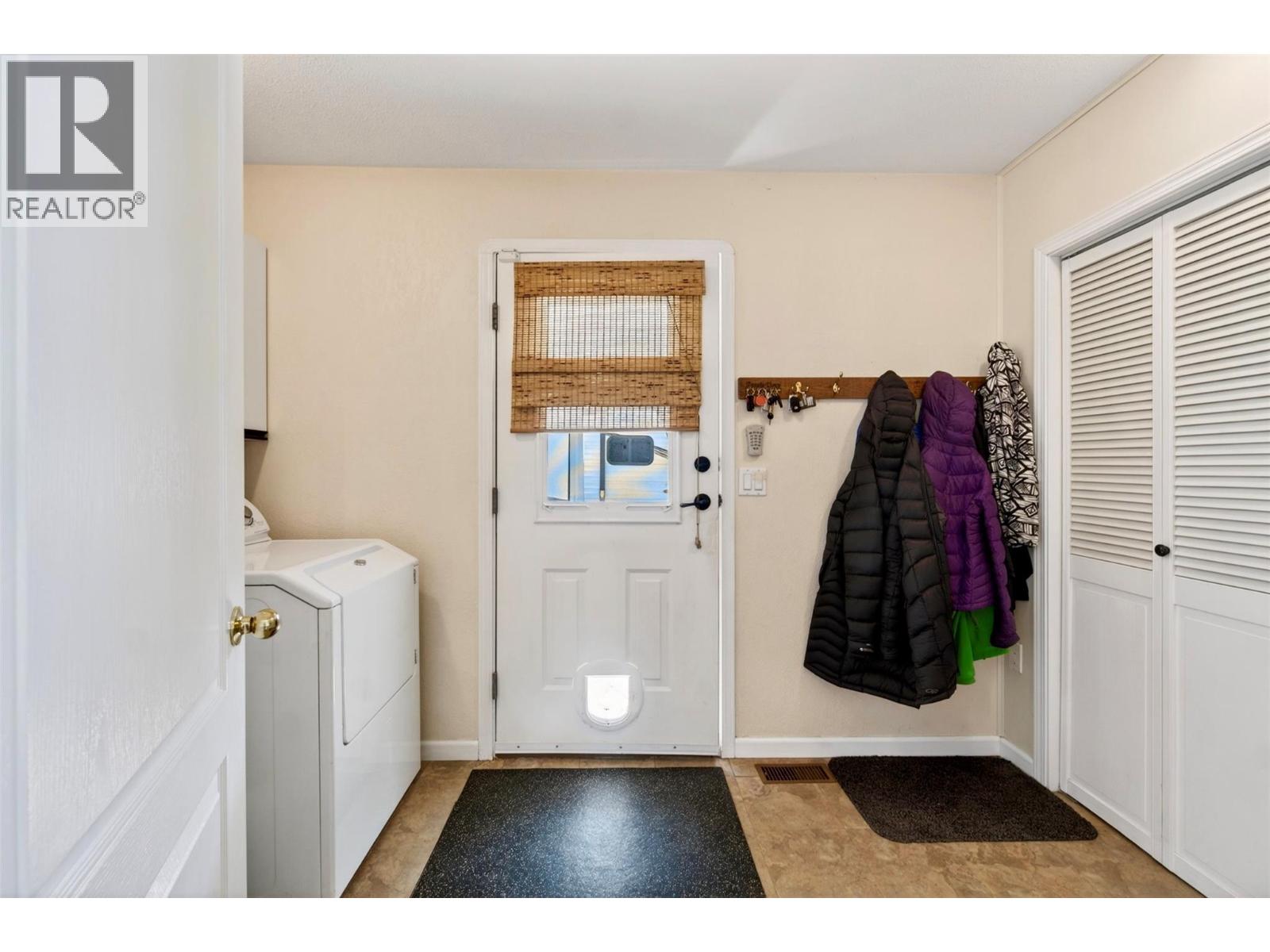 730 Parksville Street, Sicamous, British Columbia  V0E 2V0 - Photo 46 - 10384947