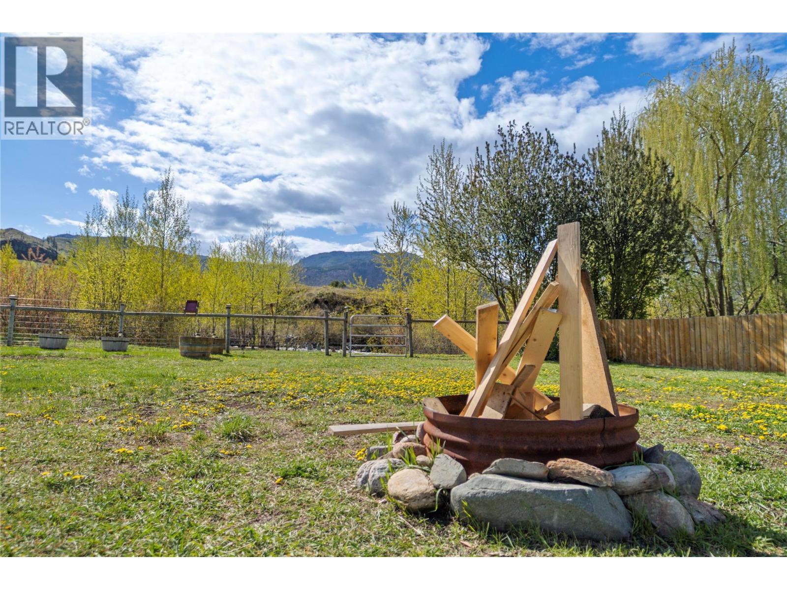 3710 Louis Creek Road, Barriere, British Columbia  V0E 1E0 - Photo 17 - 10385032