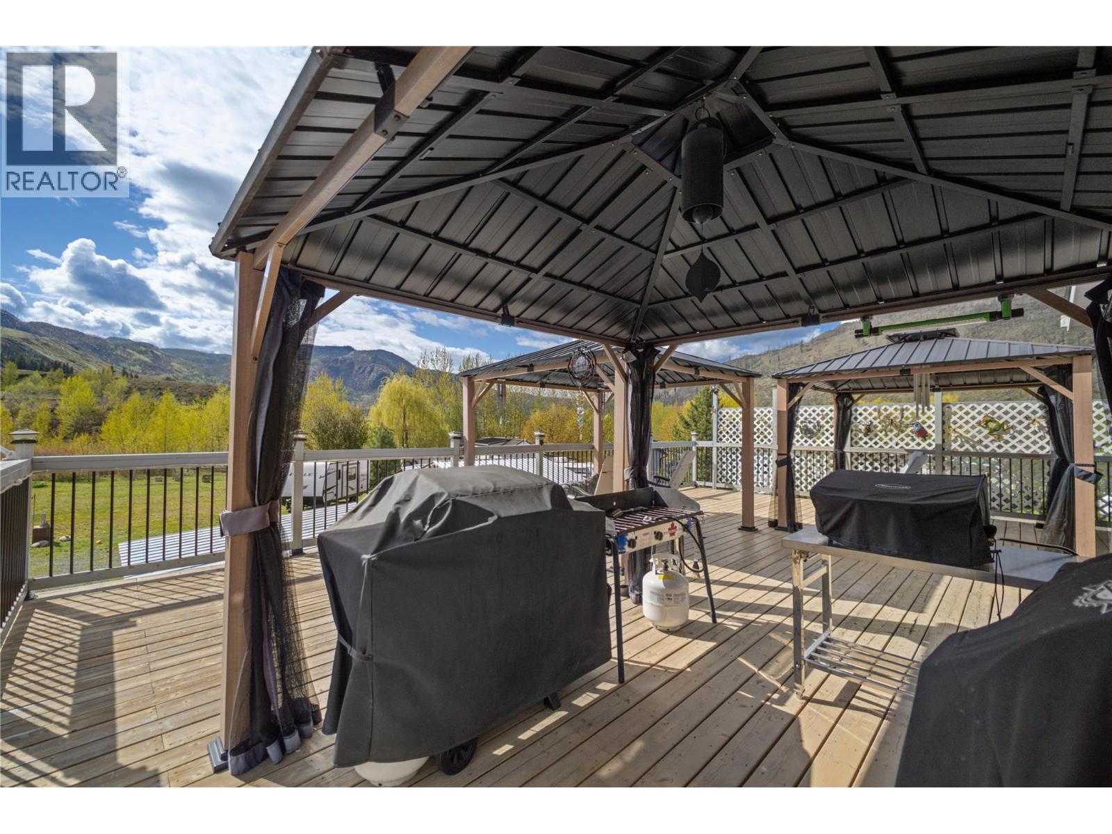 3710 Louis Creek Road, Barriere, British Columbia  V0E 1E0 - Photo 19 - 10385032