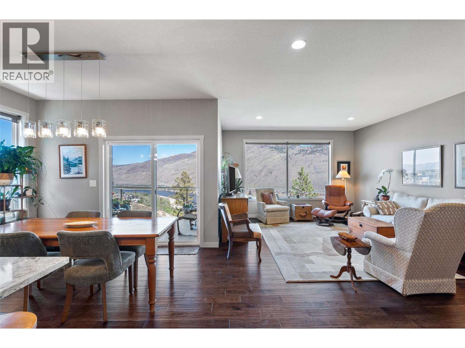 2190 Doubletree Crescent, Kamloops, British Columbia  V2B 0G8 - Photo 9 - 10384349