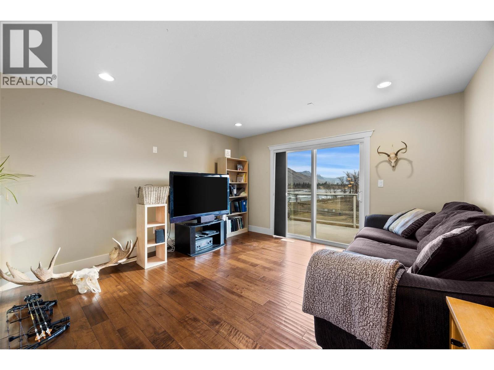 2748 Beachmount Crescent, Kamloops, British Columbia  V2B 0E6 - Photo 28 - 10385135