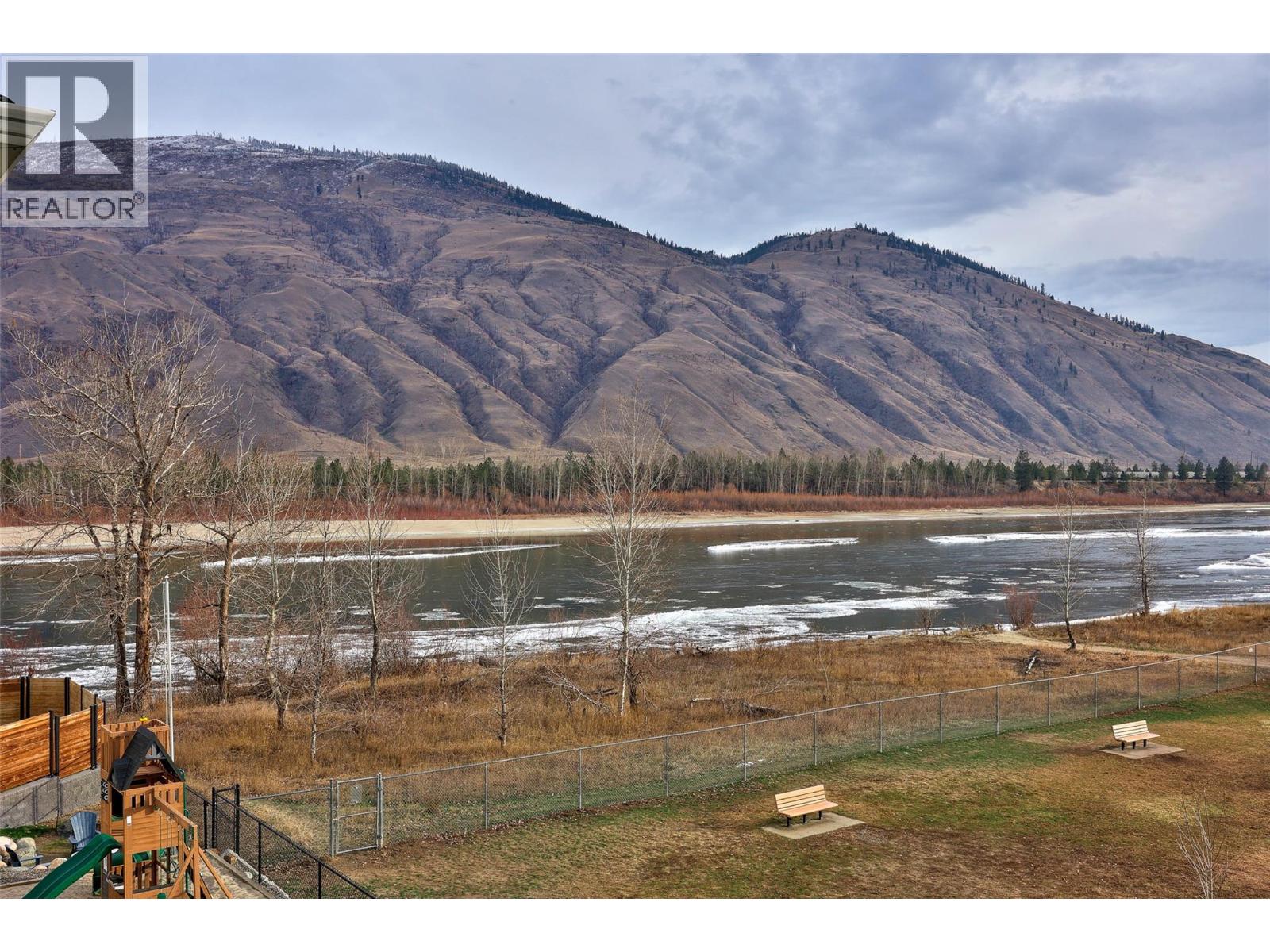 2748 Beachmount Crescent, Kamloops, British Columbia  V2B 0E6 - Photo 32 - 10385135
