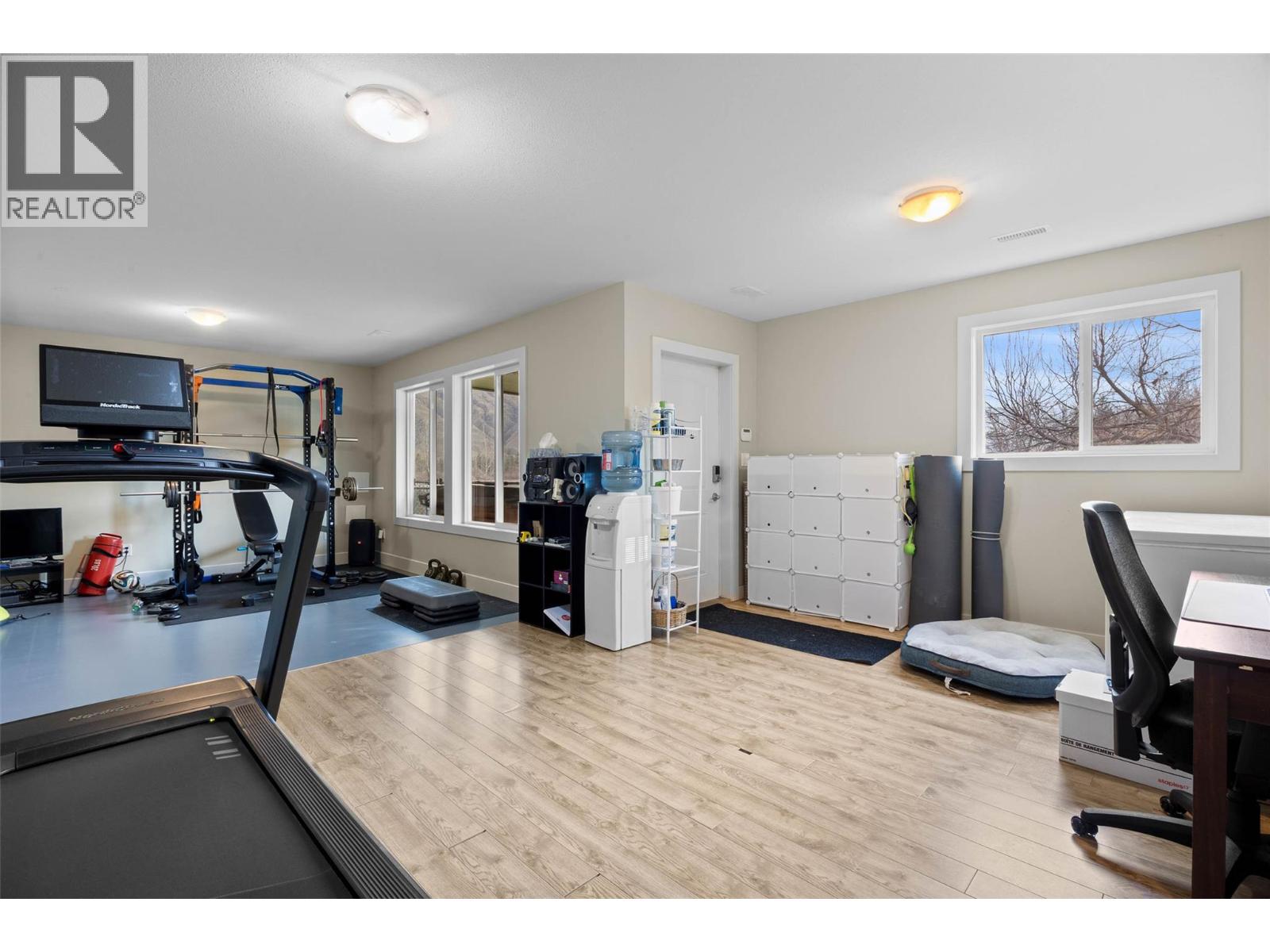 2748 Beachmount Crescent, Kamloops, British Columbia  V2B 0E6 - Photo 35 - 10385135