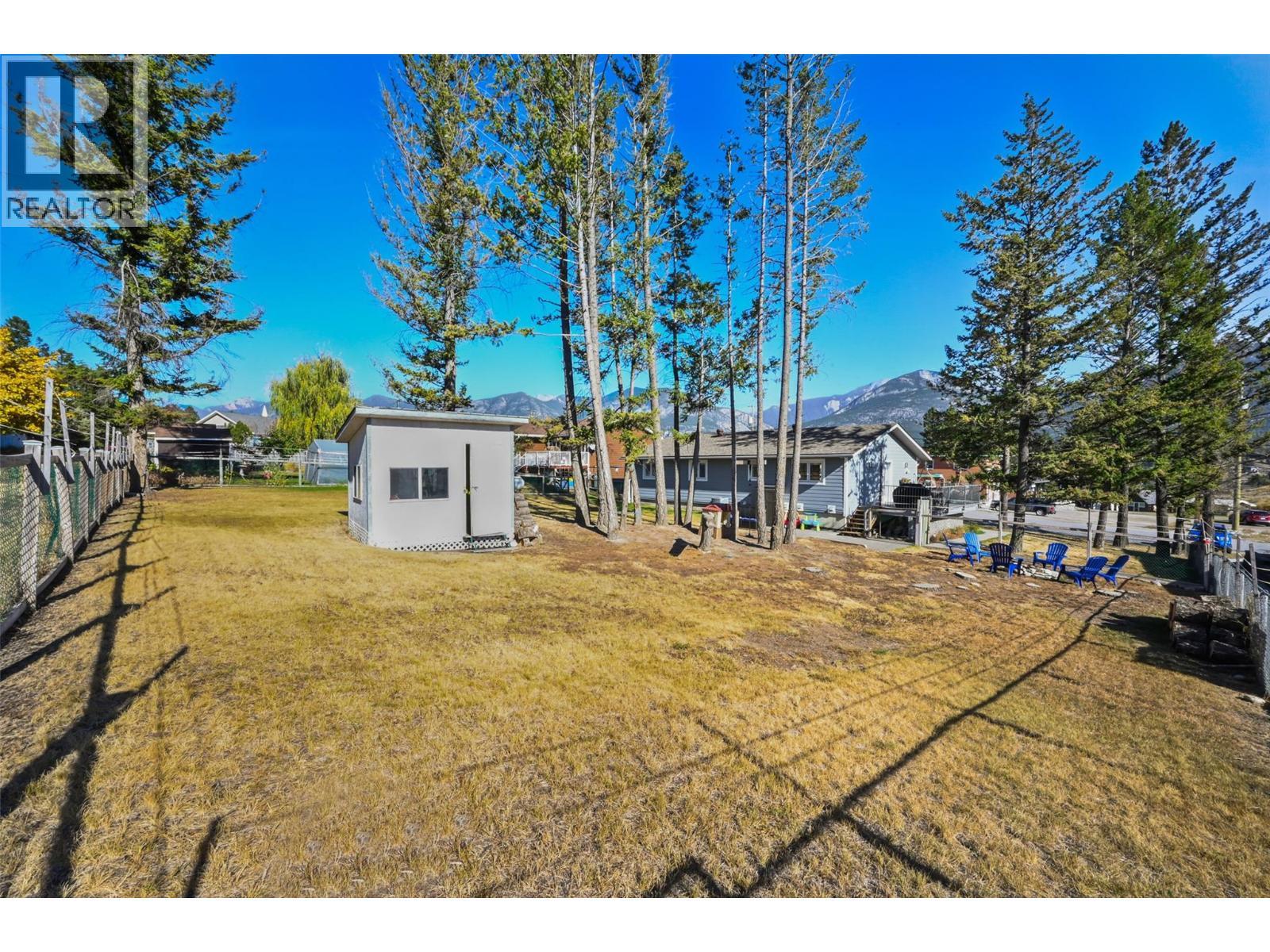 208 7th Avenue, Invermere, British Columbia  V0A 1K4 - Photo 41 - 10385124