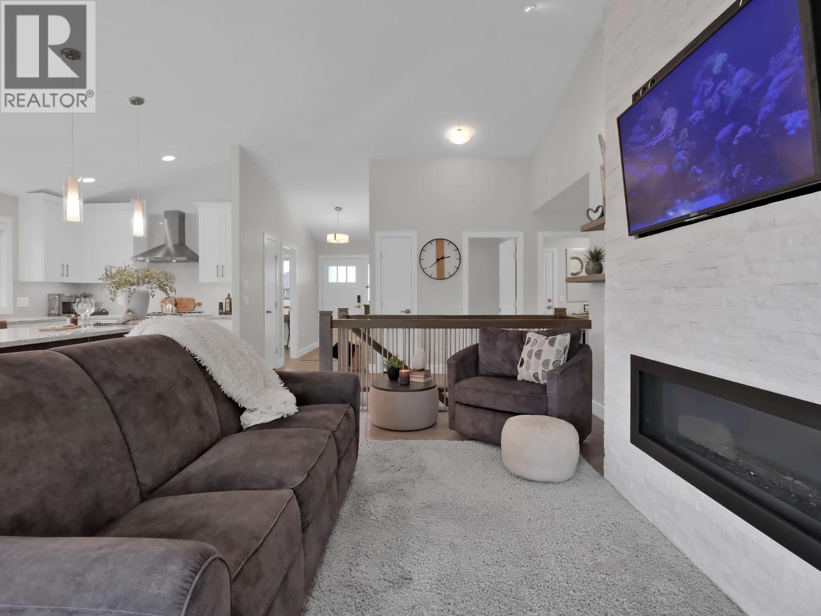 3390 Pine Valley Drive, Kelowna, British Columbia  V1X 8E3 - Photo 15 - 10384950