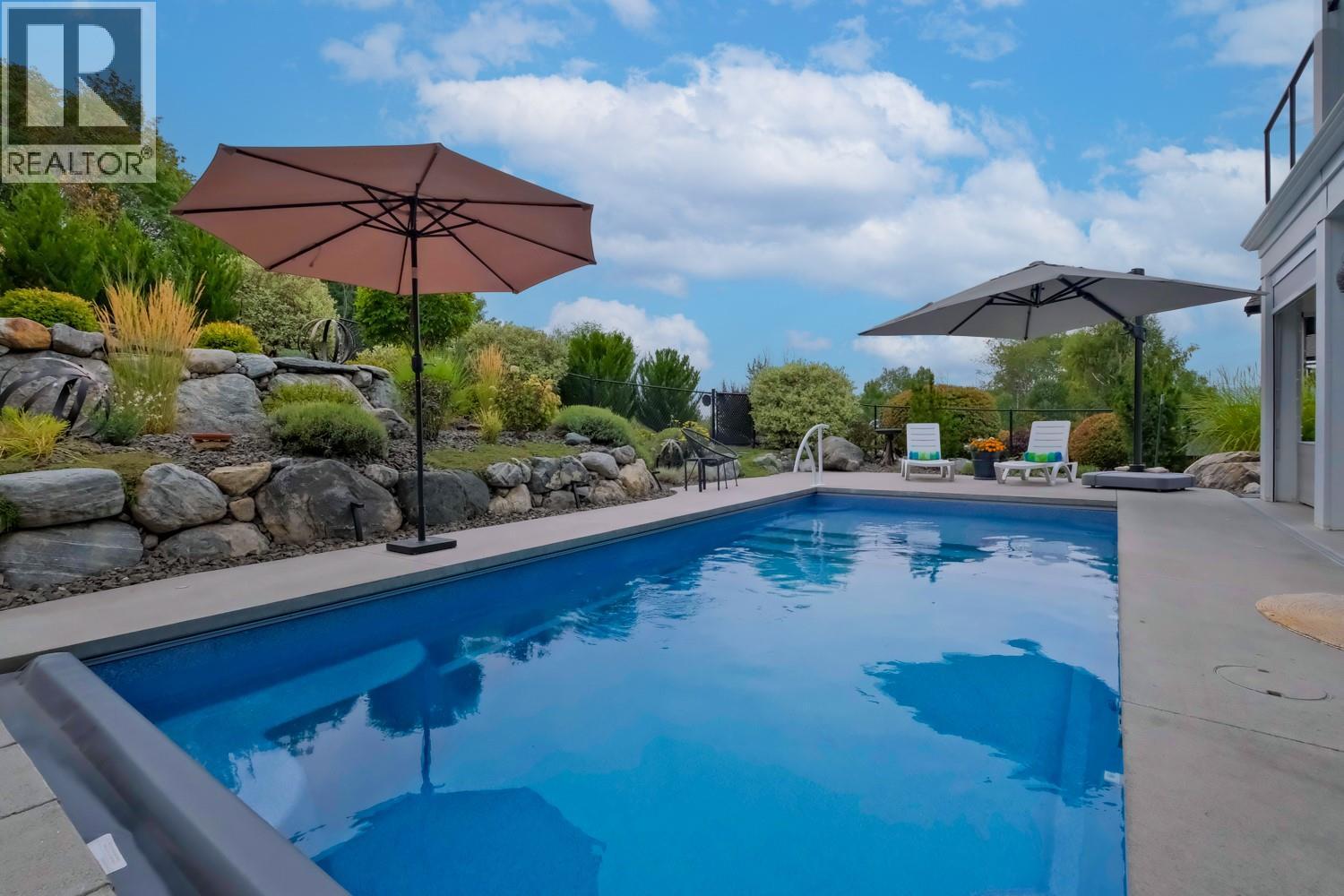 3390 Pine Valley Drive, Kelowna, British Columbia  V1X 8E3 - Photo 3 - 10384950