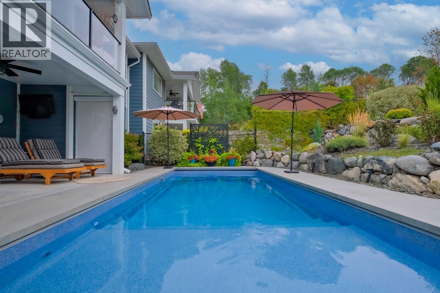 3390 Pine Valley Drive, Kelowna, British Columbia  V1X 8E3 - Photo 4 - 10384950