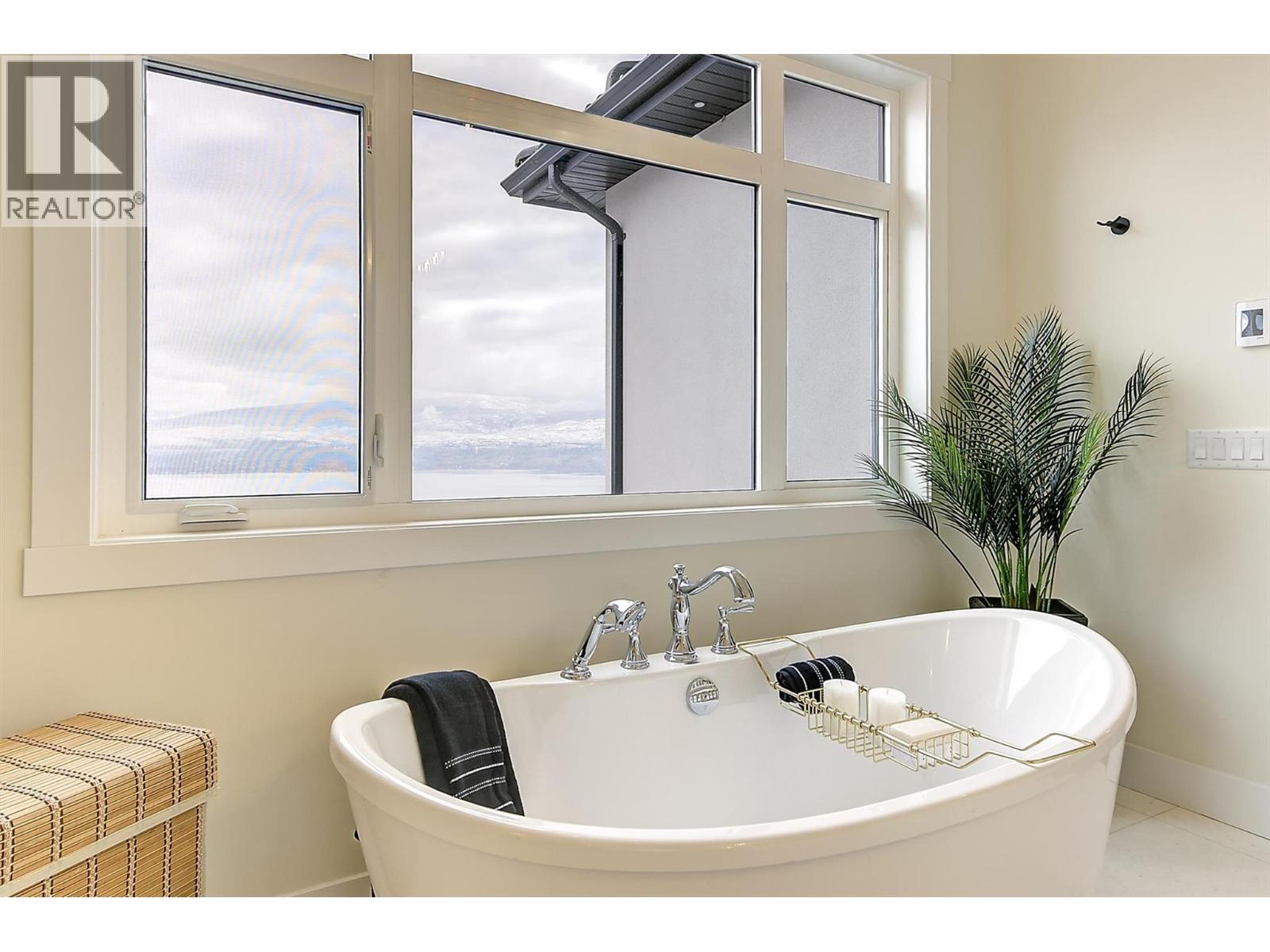 3279 Vineyard View Drive, West Kelowna, British Columbia  V4T 3B4 - Photo 67 - 10384940