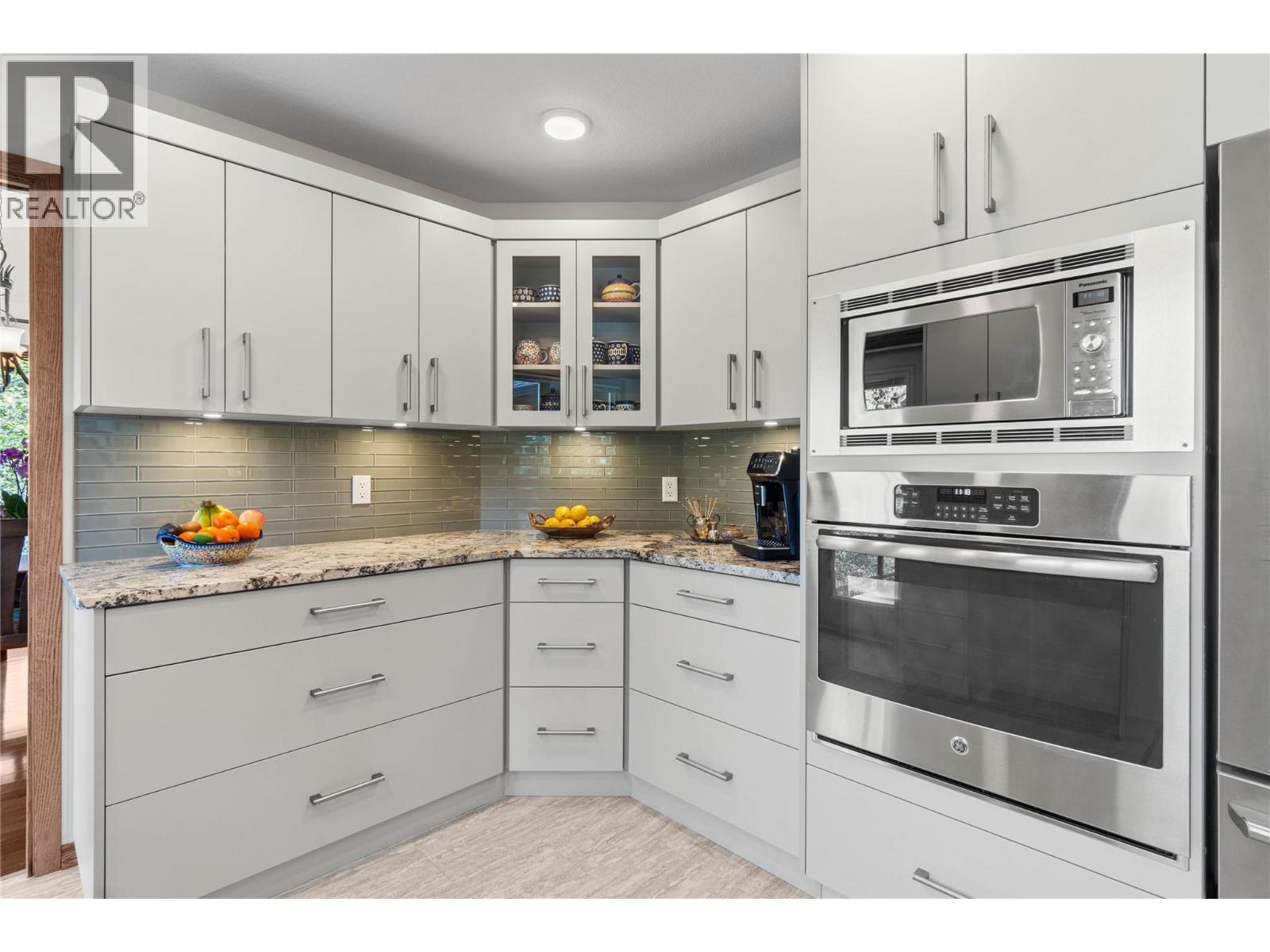 6828 Barnhartvale Road, Kamloops, British Columbia  V2C 6V7 - Photo 11 - 10384329