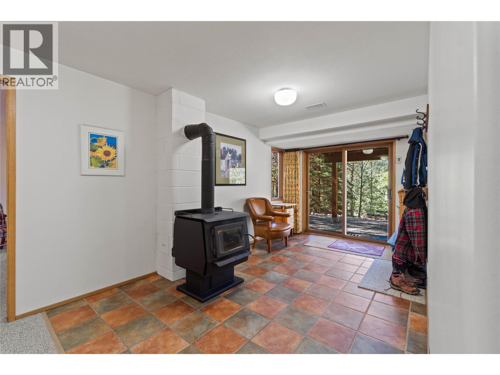 6828 Barnhartvale Road, Kamloops, British Columbia  V2C 6V7 - Photo 37 - 10384329