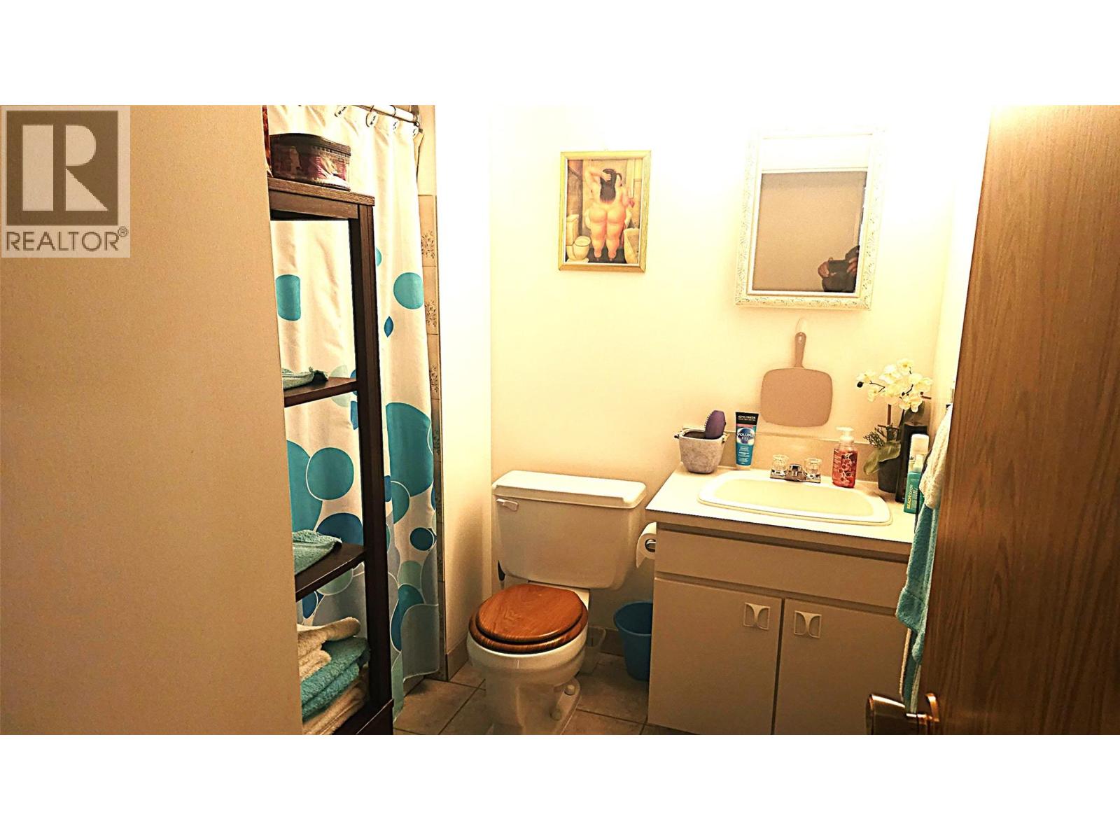 1560 Summit Drive Unit# 224, Kamloops, British Columbia  V2E 1R5 - Photo 7 - 10385020