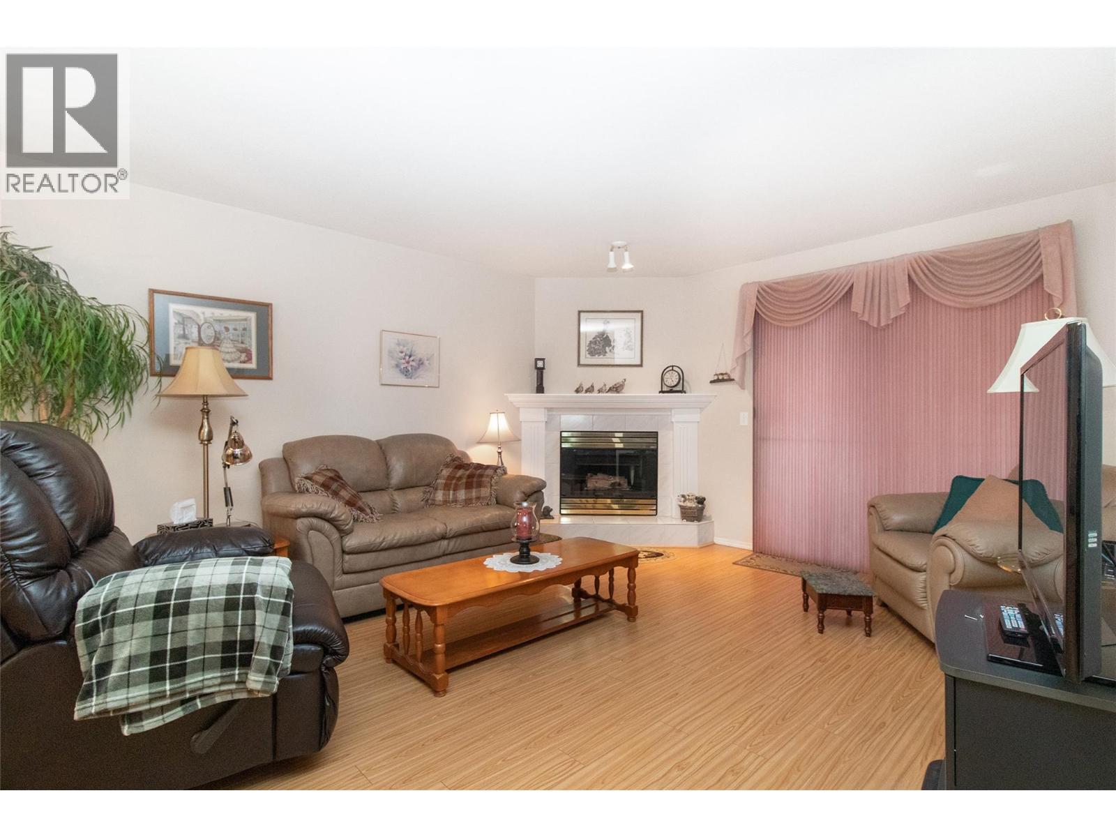1874 Parkview Crescent Unit# 38, Kelowna, British Columbia  V1X 7G6 - Photo 2 - 10385000