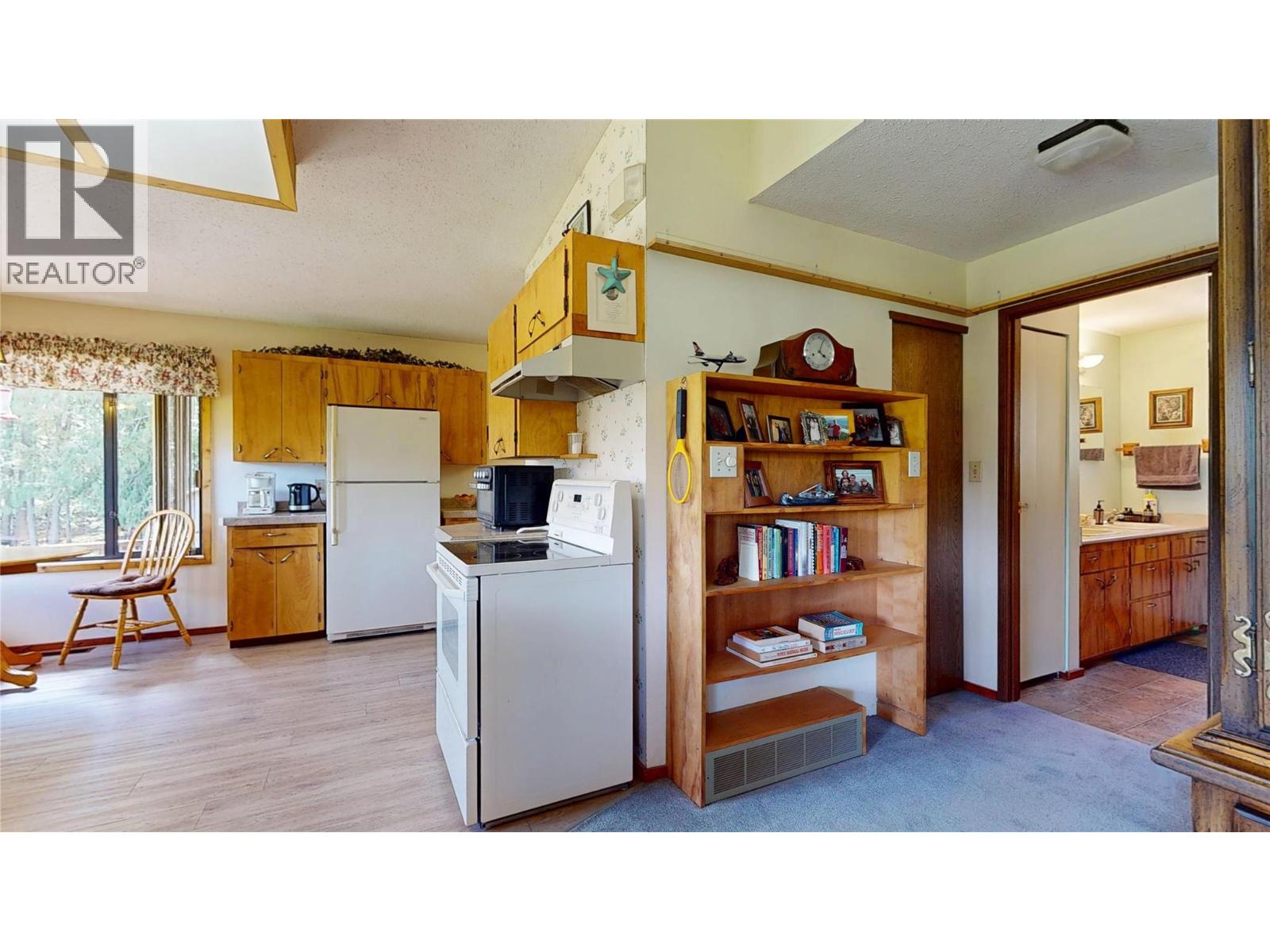 2793 White Lake Road, Sorrento, British Columbia  V0E 2W0 - Photo 24 - 10383466