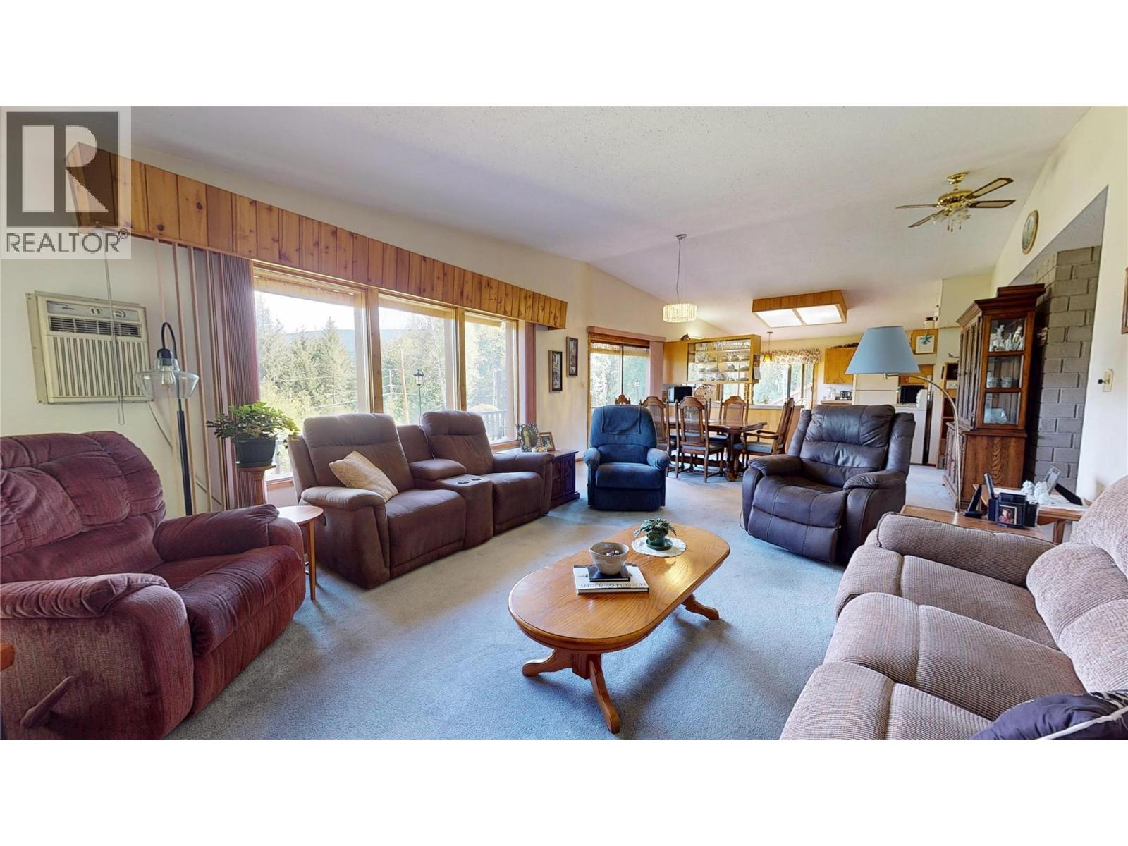 2793 White Lake Road, Sorrento, British Columbia  V0E 2W0 - Photo 30 - 10383466