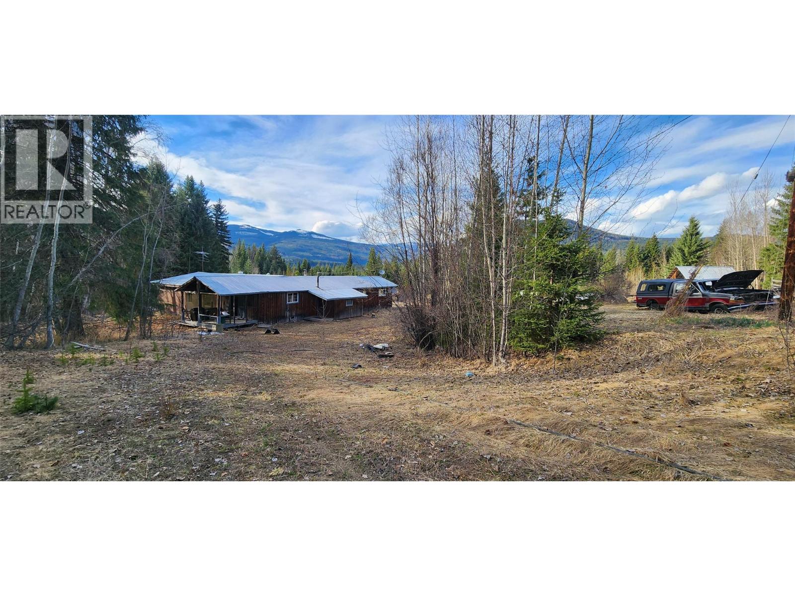 3584 Barriere South Road, Barriere, British Columbia  V0E 1E0 - Photo 32 - 10384943