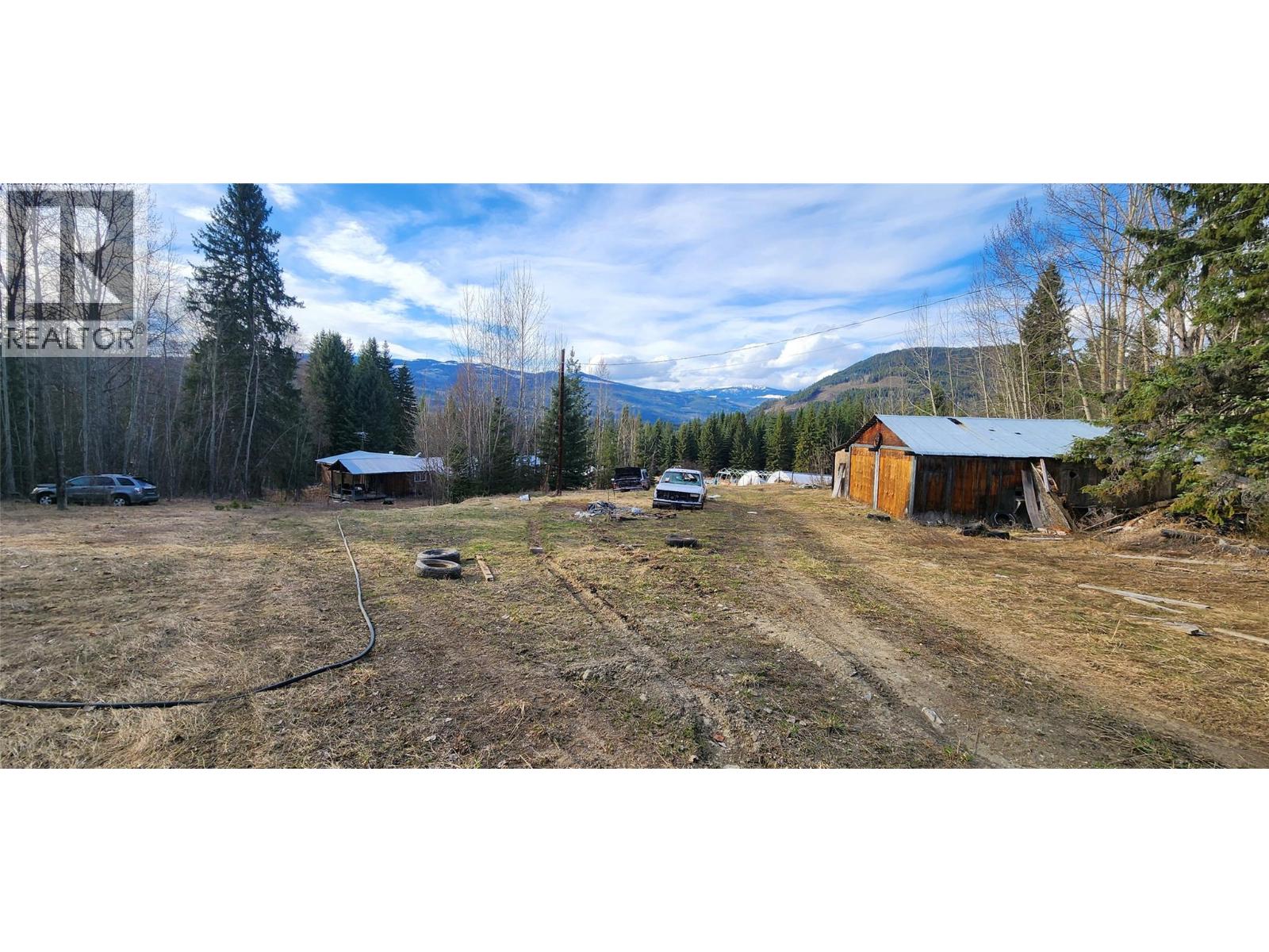 3584 Barriere South Road, Barriere, British Columbia  V0E 1E0 - Photo 36 - 10384943