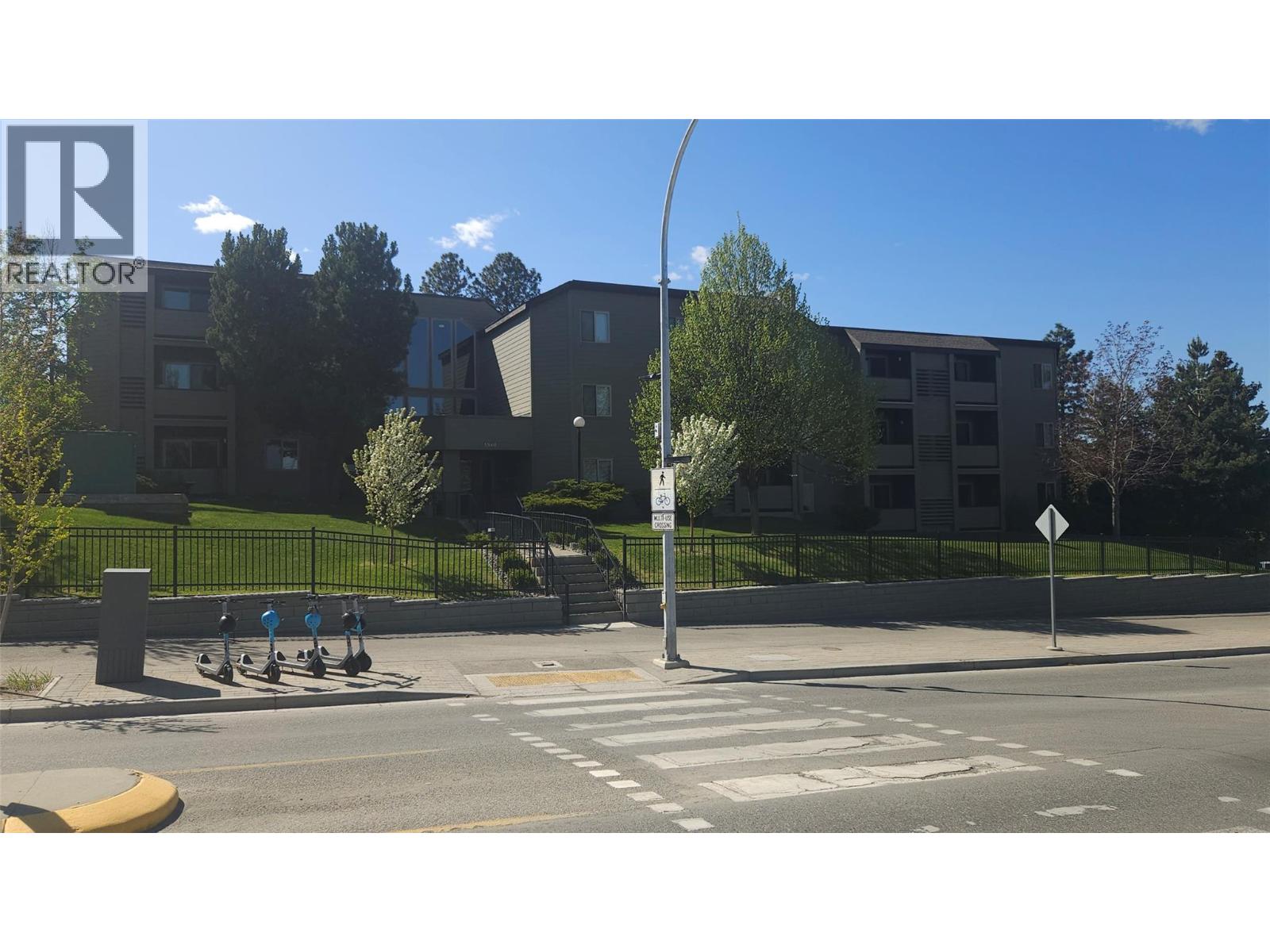 1560 Summit Drive Unit# 348, kamloops, British Columbia