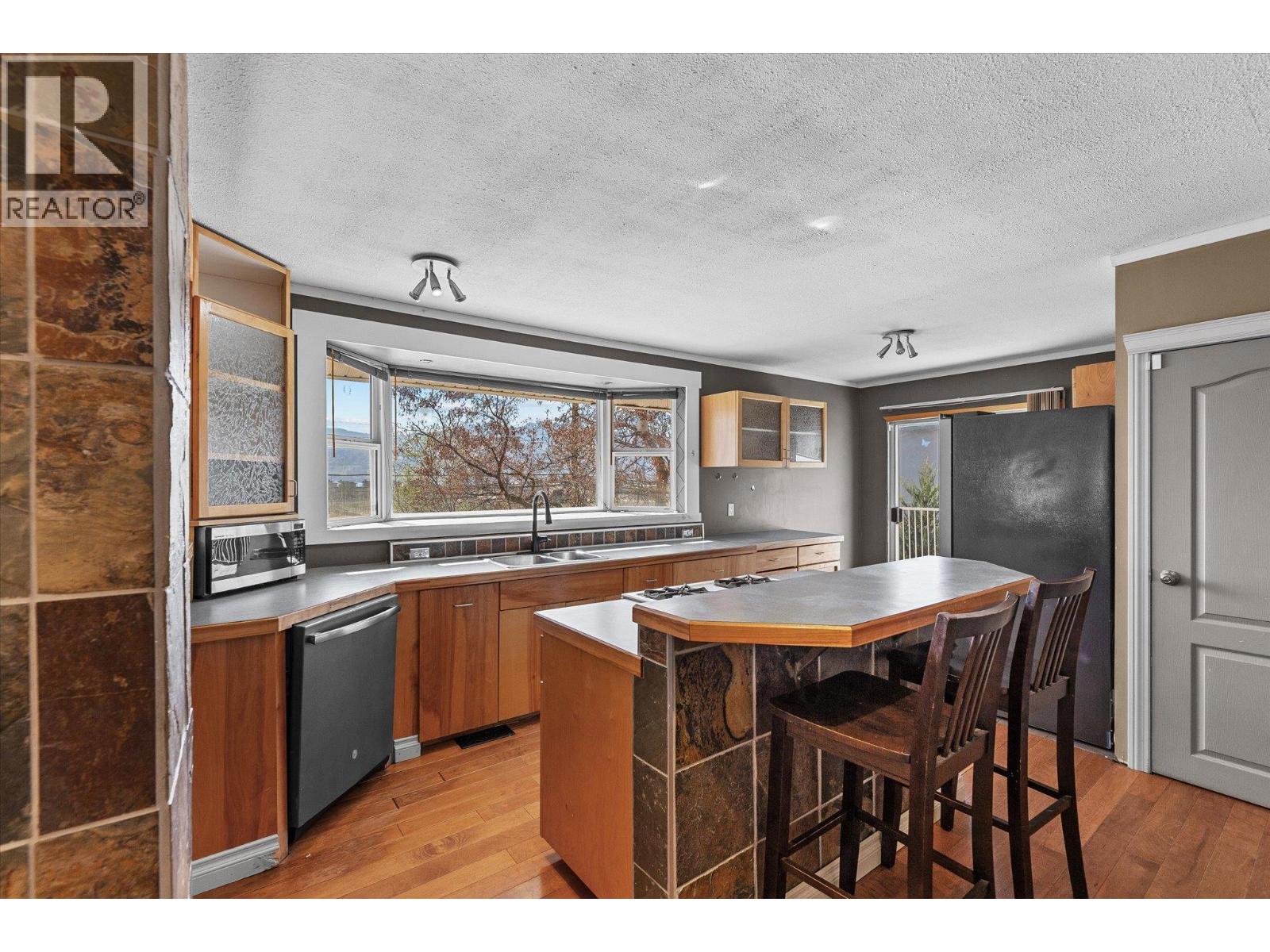 3629 Empire Place, West Kelowna, British Columbia  V4T 1Y5 - Photo 4 - 10385107