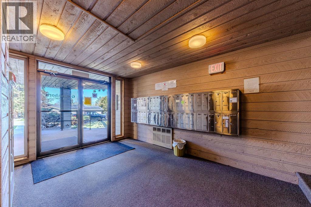 245 Gordonhorn Crescent Unit# 339, Kamloops, British Columbia  V2E 1G5 - Photo 4 - 10384628