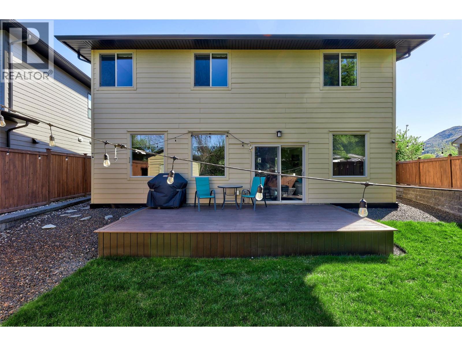 2704 Beachmount Crescent, Kamloops, British Columbia  V2B 0E6 - Photo 15 - 10384572