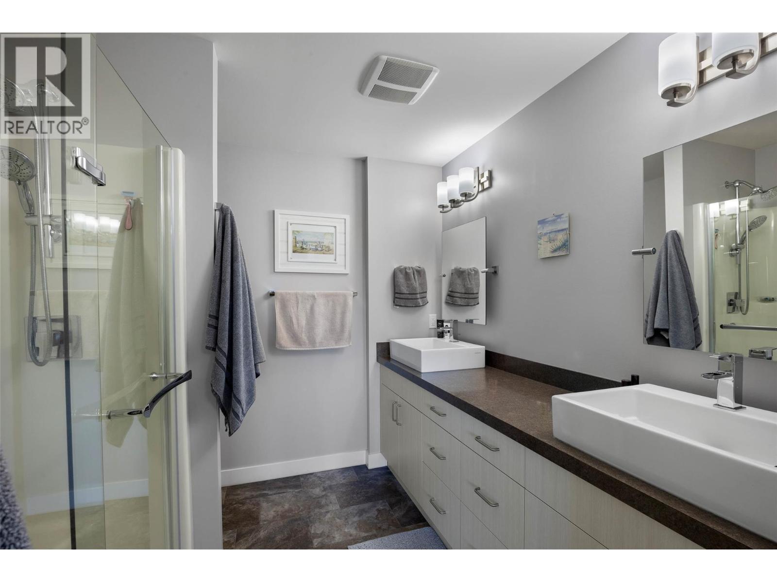 2704 Beachmount Crescent, Kamloops, British Columbia  V2B 0E6 - Photo 30 - 10384572