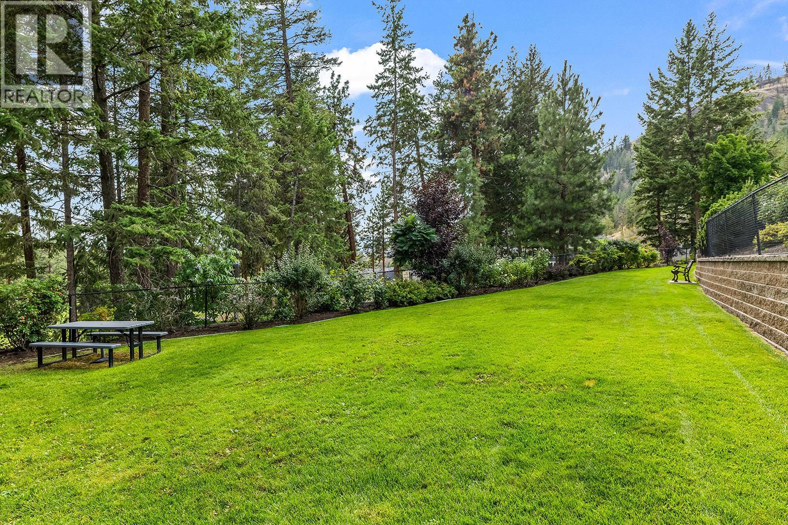 2283 Shannon Heights Court Unit# 8, West Kelowna, British Columbia  V4T 3B9 - Photo 8 - 10385095