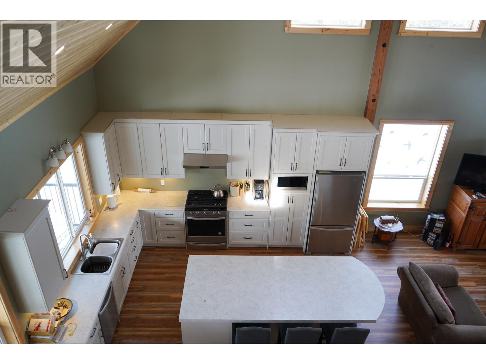 3630 Sharptail Road, Clinton, British Columbia  V0K 1K0 - Photo 11 - 10384313
