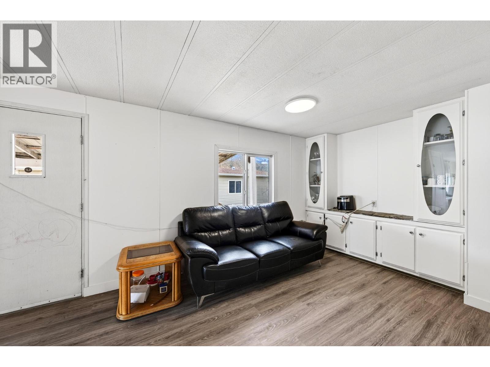 1055 King Crescent, Golden, British Columbia  V0H 1H0 - Photo 10 - 10384870
