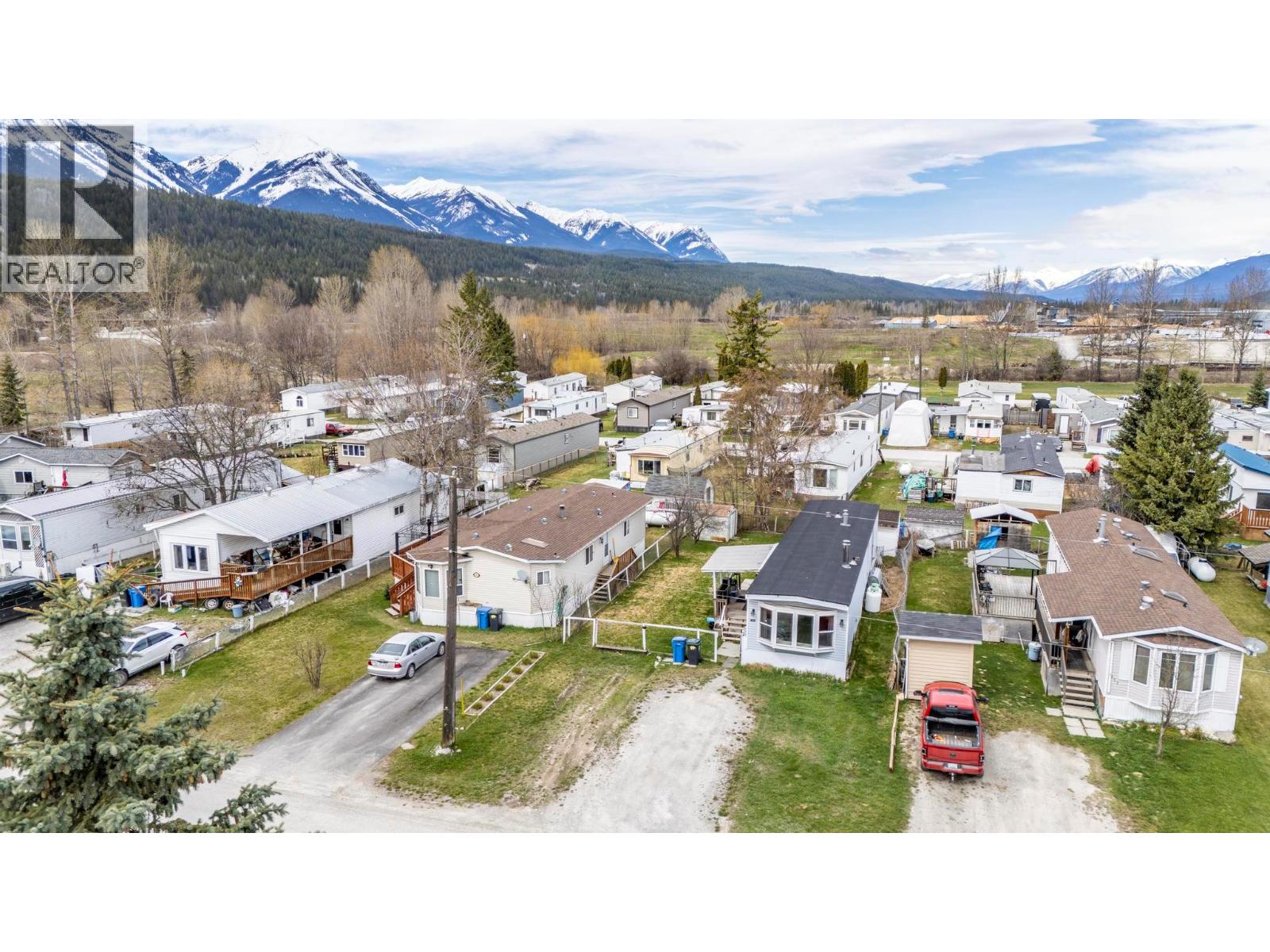 1055 King Crescent, Golden, British Columbia  V0H 1H0 - Photo 19 - 10384870