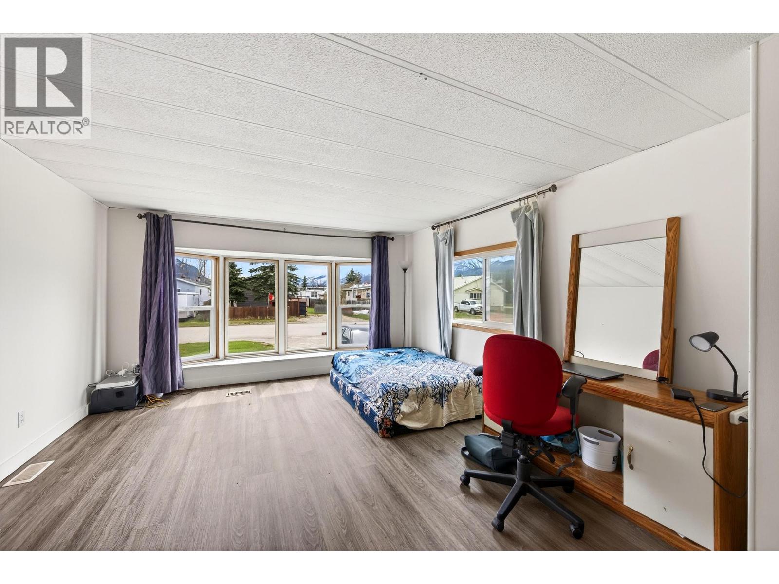 1055 King Crescent, Golden, British Columbia  V0H 1H0 - Photo 6 - 10384870