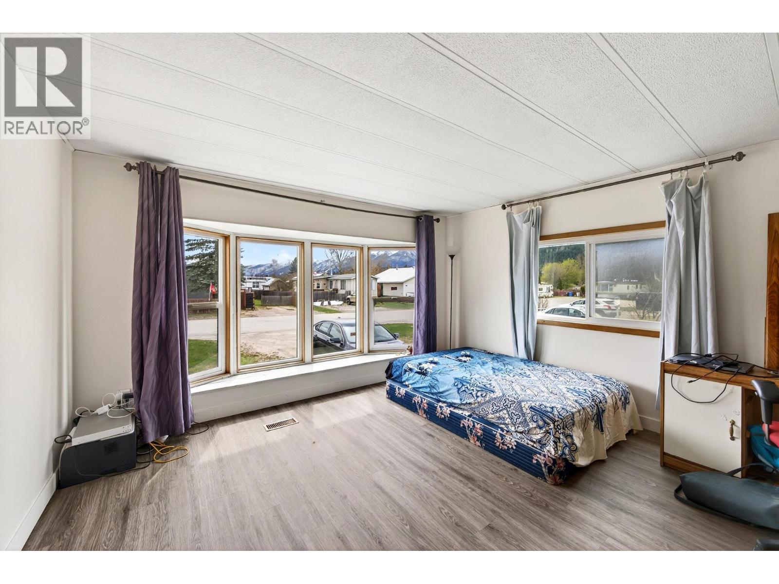 1055 King Crescent, Golden, British Columbia  V0H 1H0 - Photo 7 - 10384870