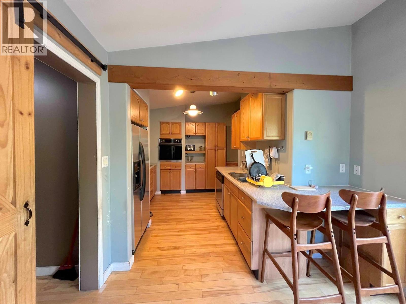 102 Chase Road, Christina Lake, British Columbia  V0H 1E0 - Photo 4 - 10385180