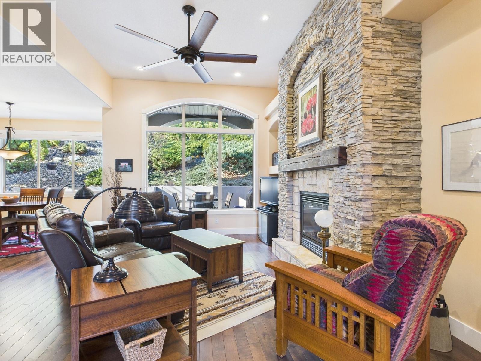 12 Wildflower Court, Osoyoos, British Columbia  V0H 1V1 - Photo 3 - 10385178
