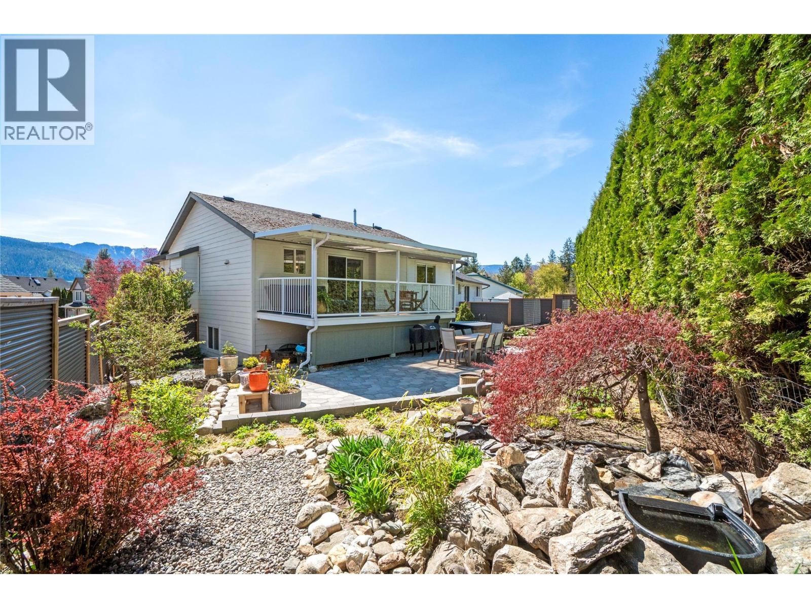 3061 18 Avenue Ne, Salmon Arm, British Columbia  V1E 1P5 - Photo 2 - 10385028