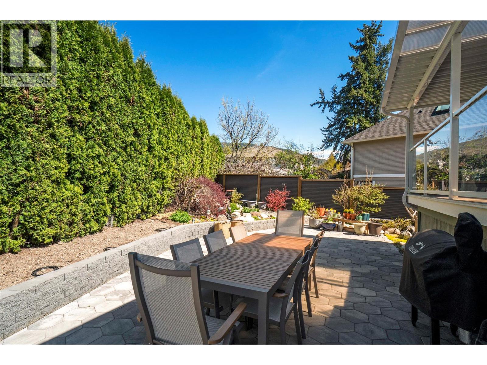 3061 18 Avenue Ne, Salmon Arm, British Columbia  V1E 1P5 - Photo 3 - 10385028