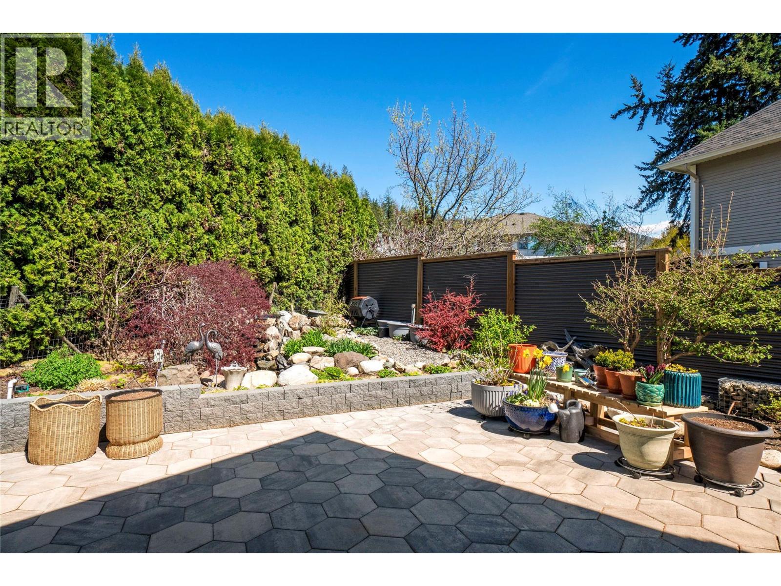 3061 18 Avenue Ne, Salmon Arm, British Columbia  V1E 1P5 - Photo 4 - 10385028