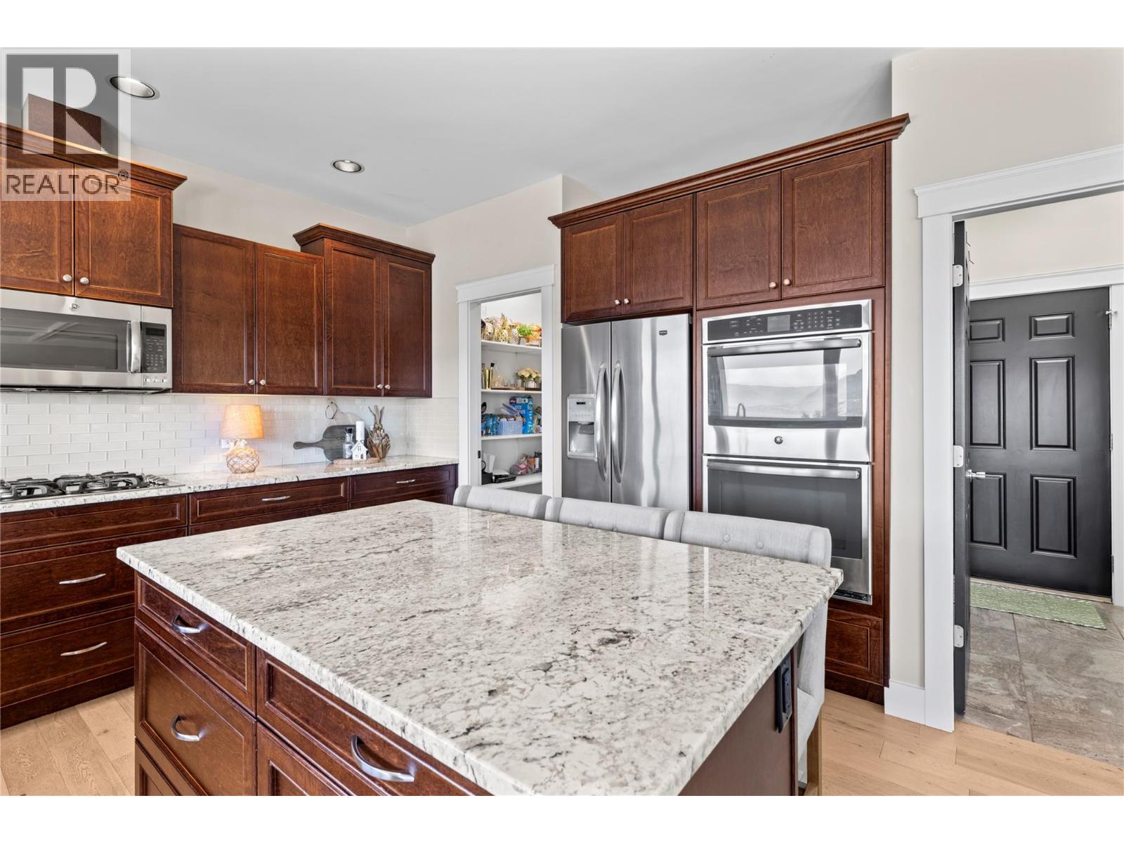 3643 Mcbride Road, Blind Bay, British Columbia  V0E 1H1 - Photo 17 - 10376597