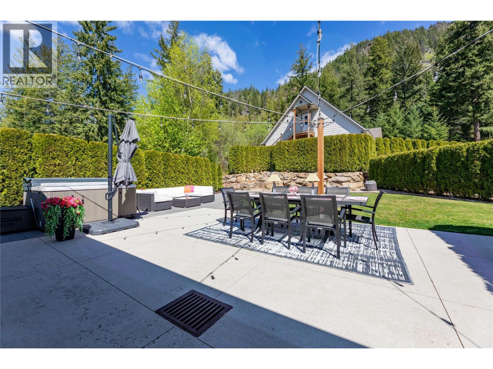 3643 Mcbride Road, Blind Bay, British Columbia  V0E 1H1 - Photo 40 - 10376597
