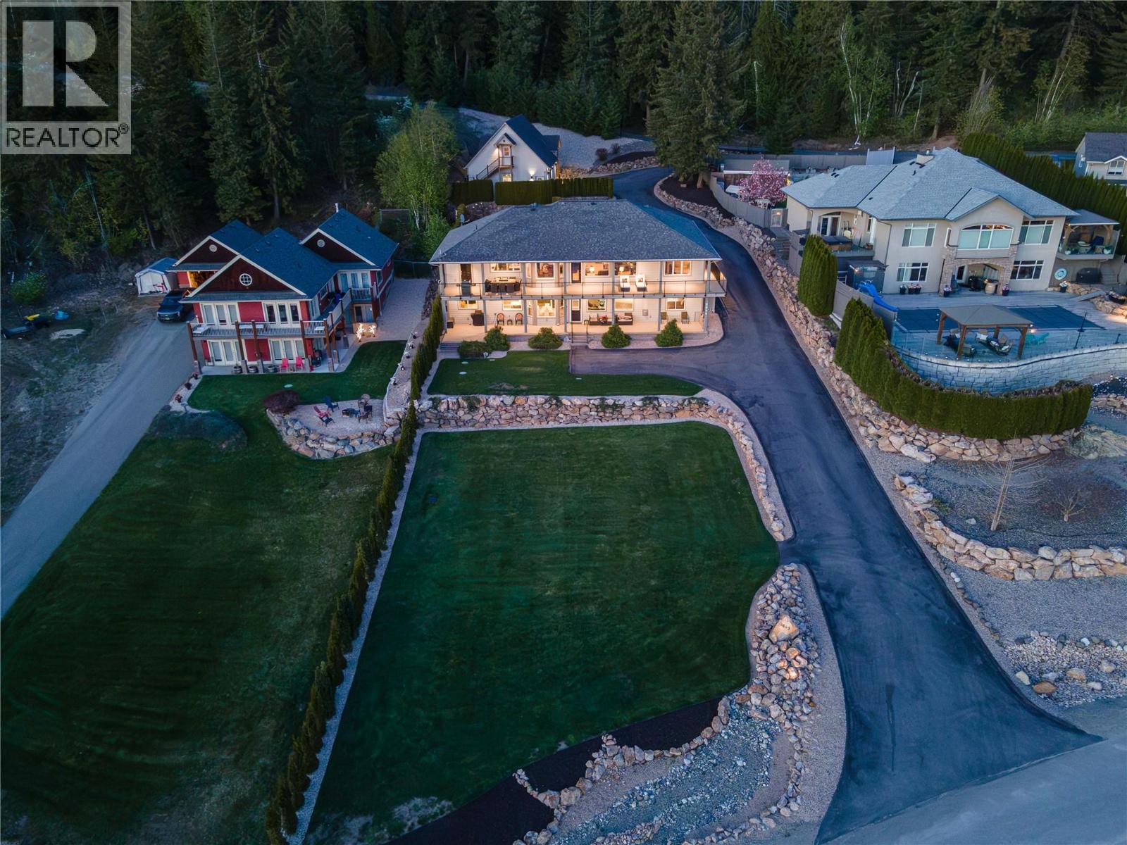 3643 Mcbride Road, Blind Bay, British Columbia  V0E 1H1 - Photo 91 - 10376597
