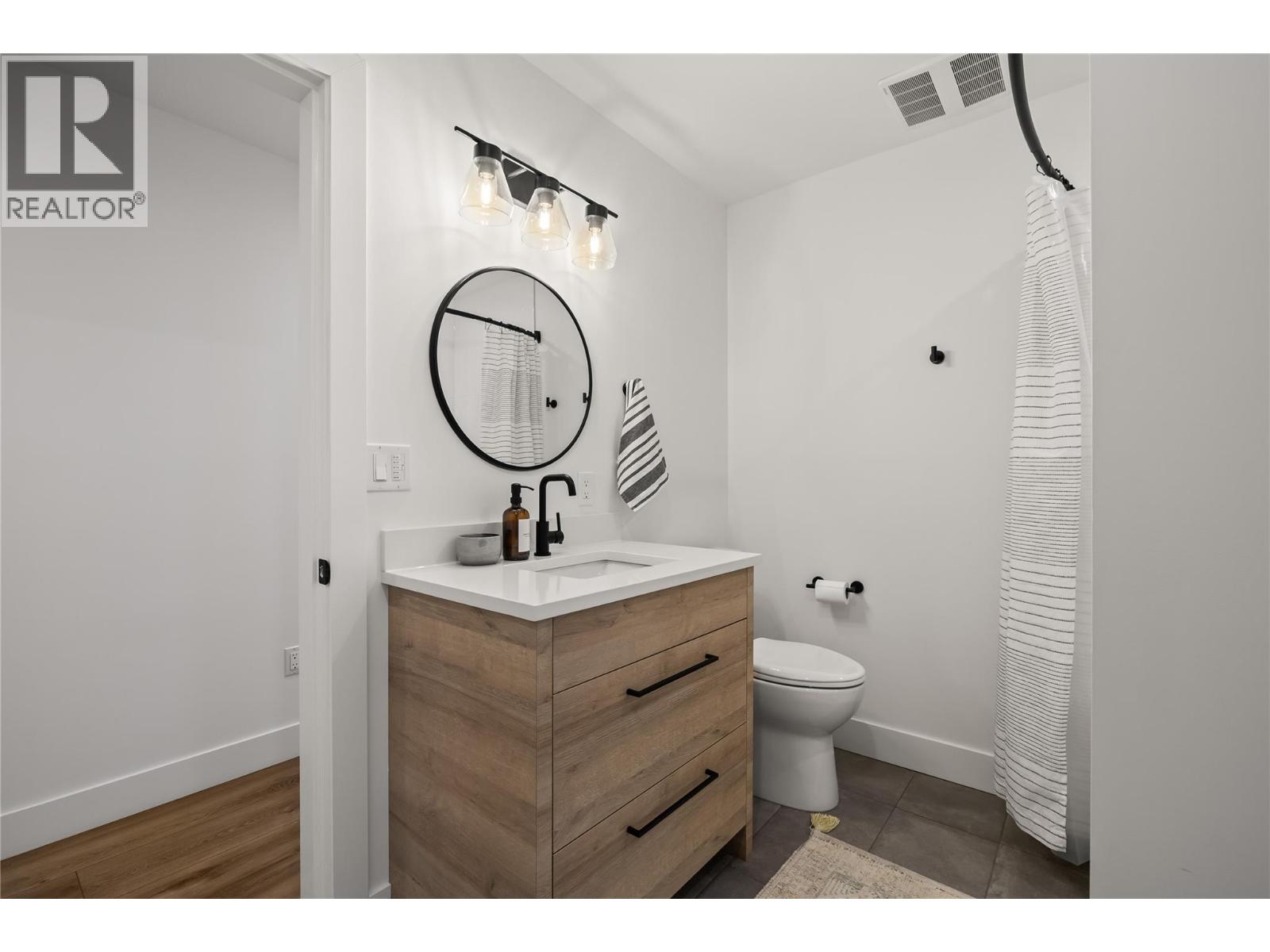 2831 Abbott Street, Kelowna, British Columbia  V1Y 1G5 - Photo 30 - 10384993
