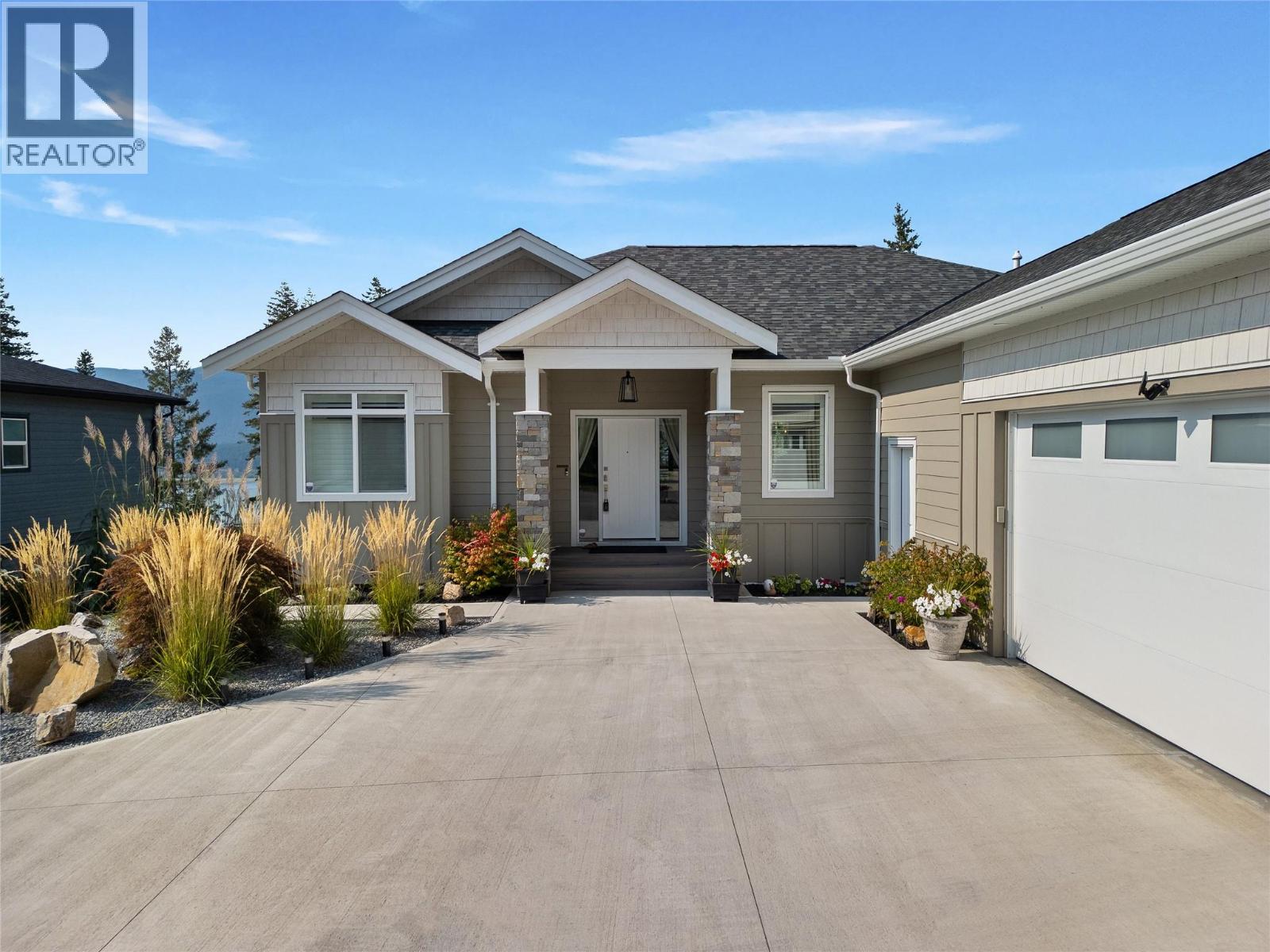 3820 20th Street NE Unit# 12, salmon arm, British Columbia