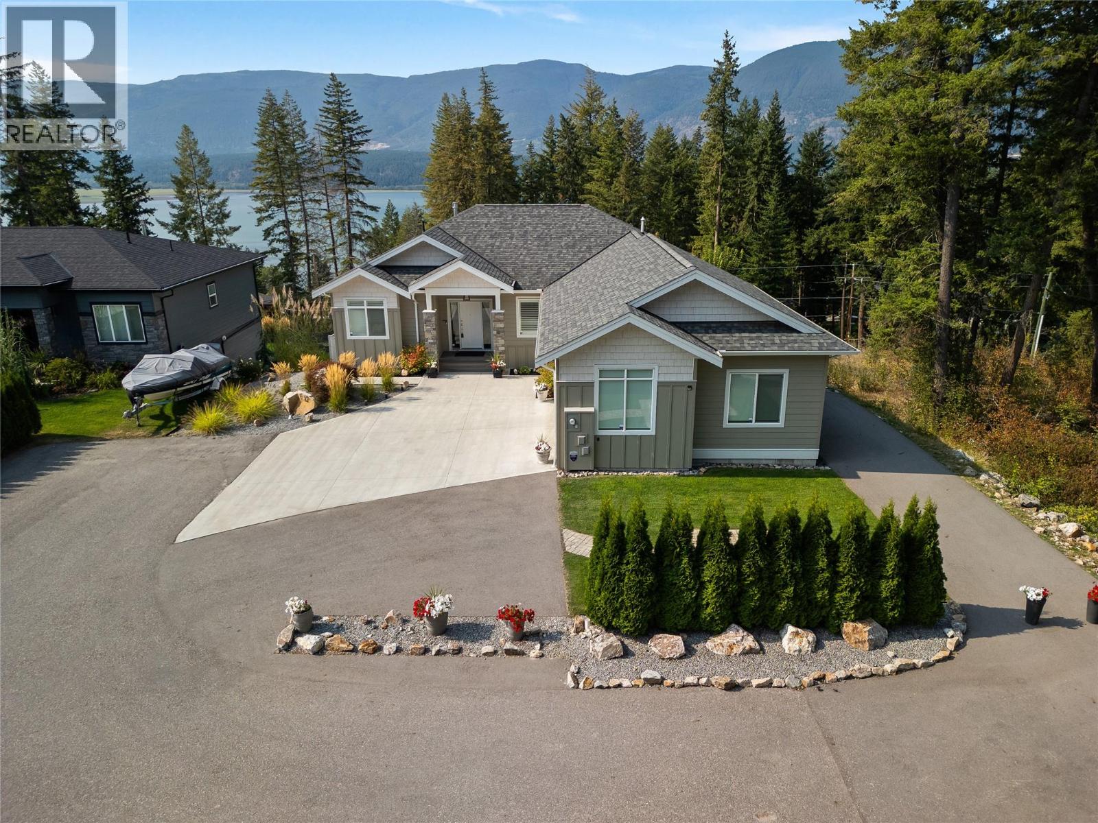 3820 20th Street Ne Unit# 12, Salmon Arm, British Columbia  V1E 0G7 - Photo 2 - 10385187