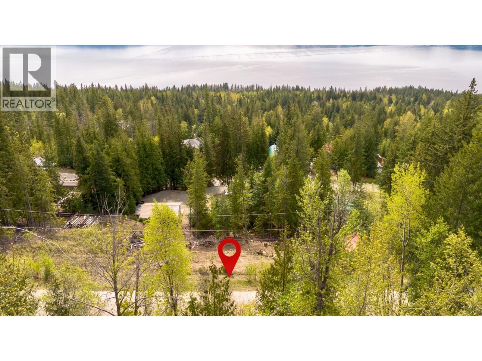Castle Heights Lot# 68, anglemont, British Columbia