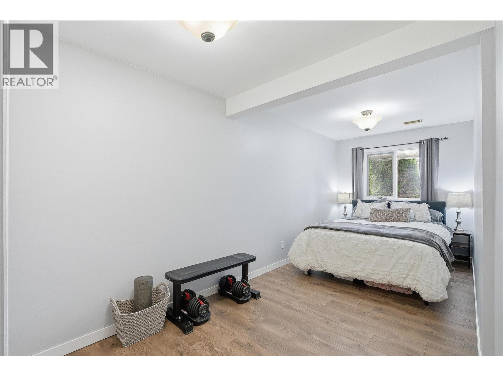 418 Malahat Place, Kamloops, British Columbia  V2E 2M8 - Photo 30 - 10383888